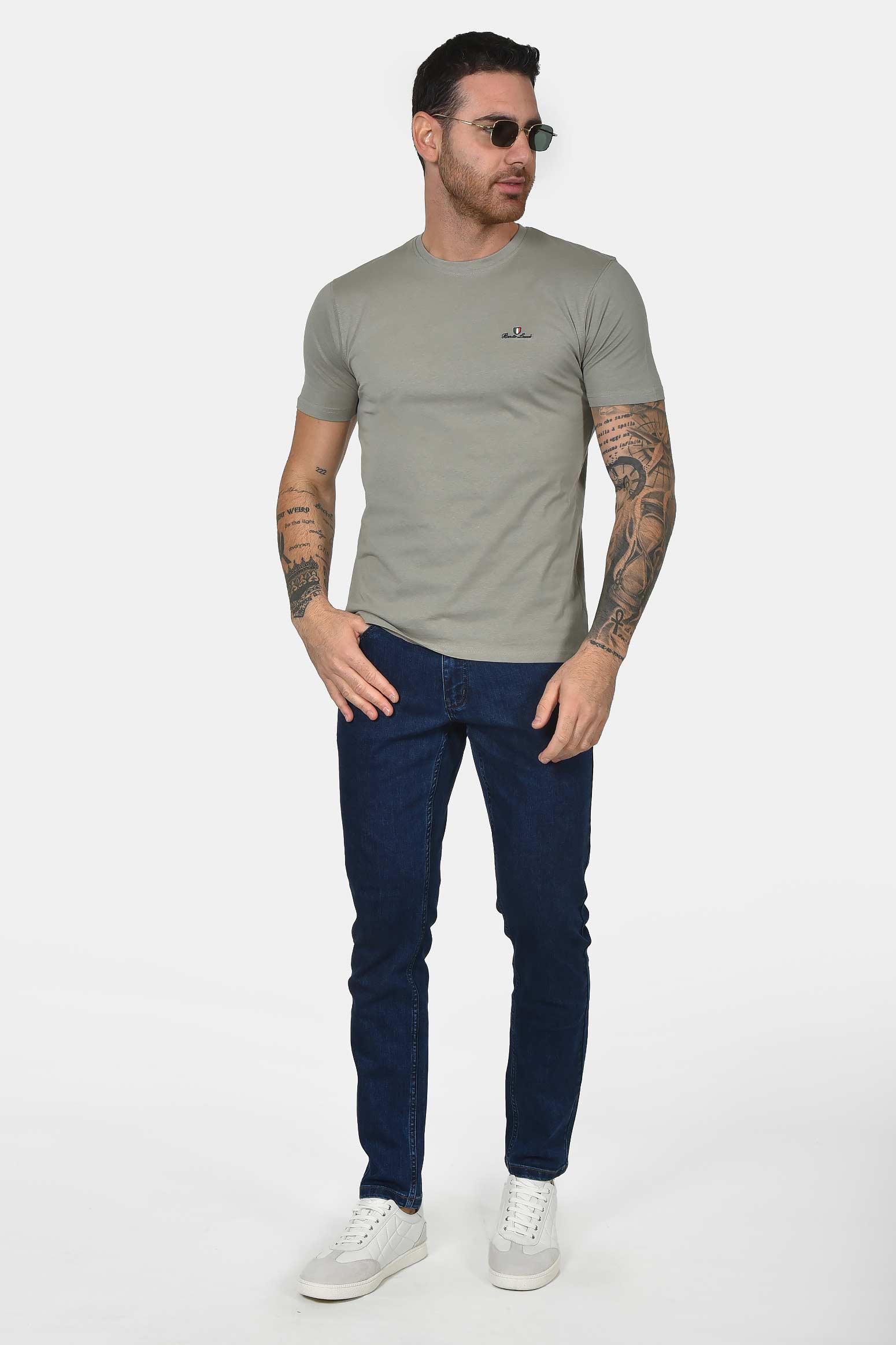 ανδρικό-t-shirt-από-100%-βαμβάκι-normal-fit-με-στρογγυλή-λαιμόκοψη