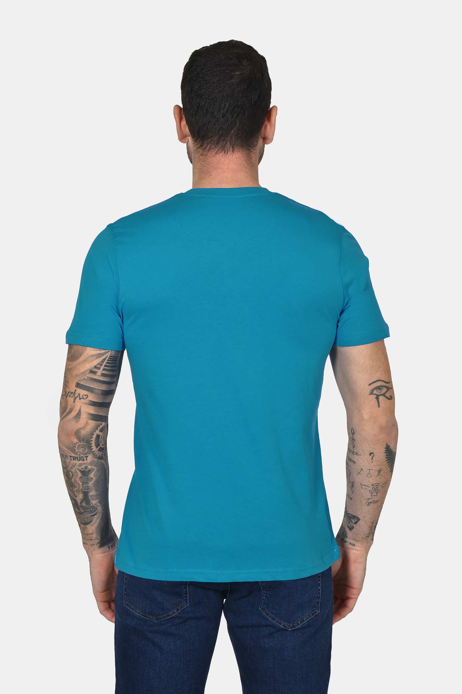ανδρικό-t-shirt-από-100%-βαμβάκι-normal-fit-με-στρογγυλή-λαιμόκοψη