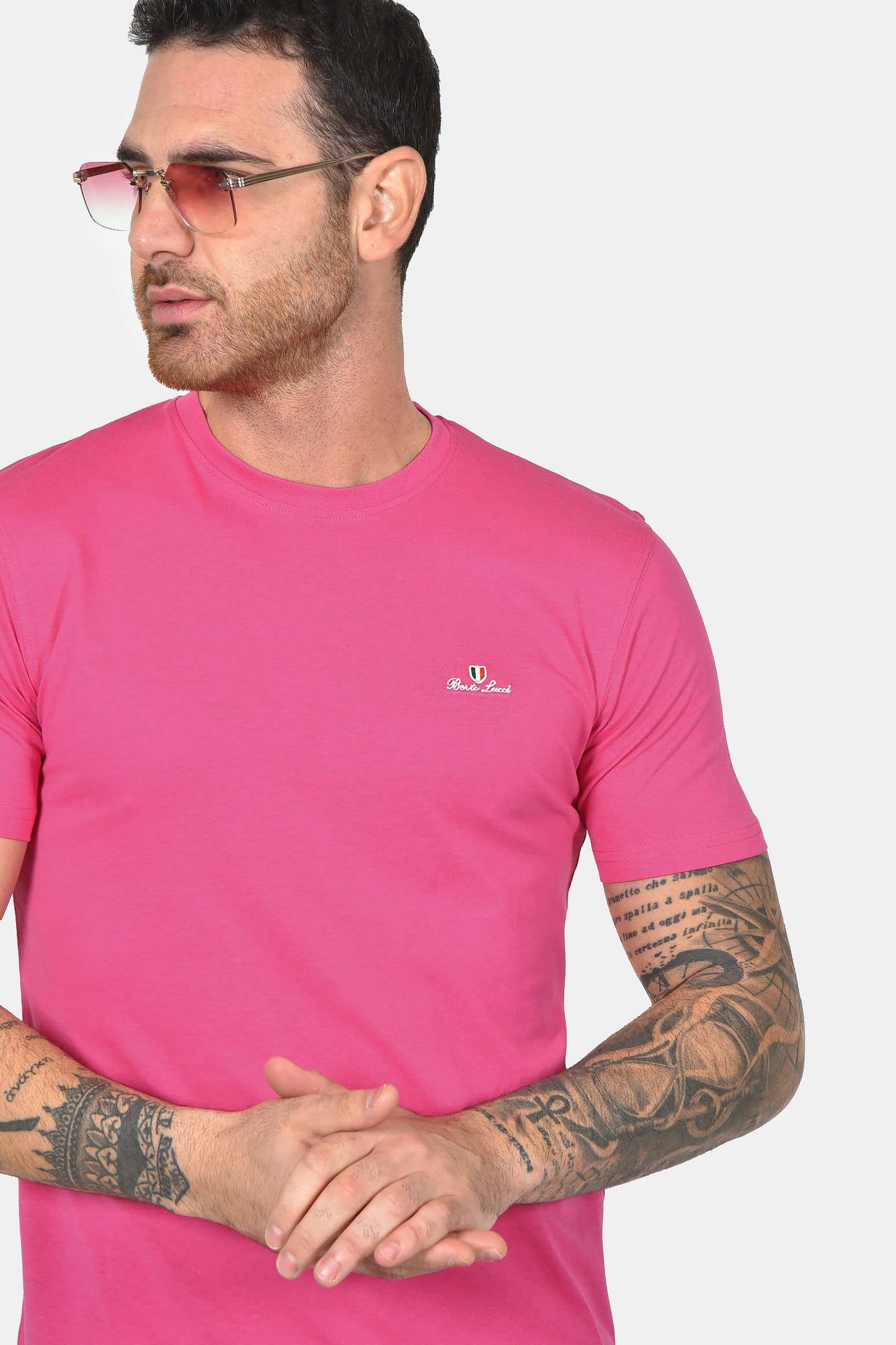 ανδρικό-t-shirt-από-100%-βαμβάκι-normal-fit-με-στρογγυλή-λαιμόκοψη