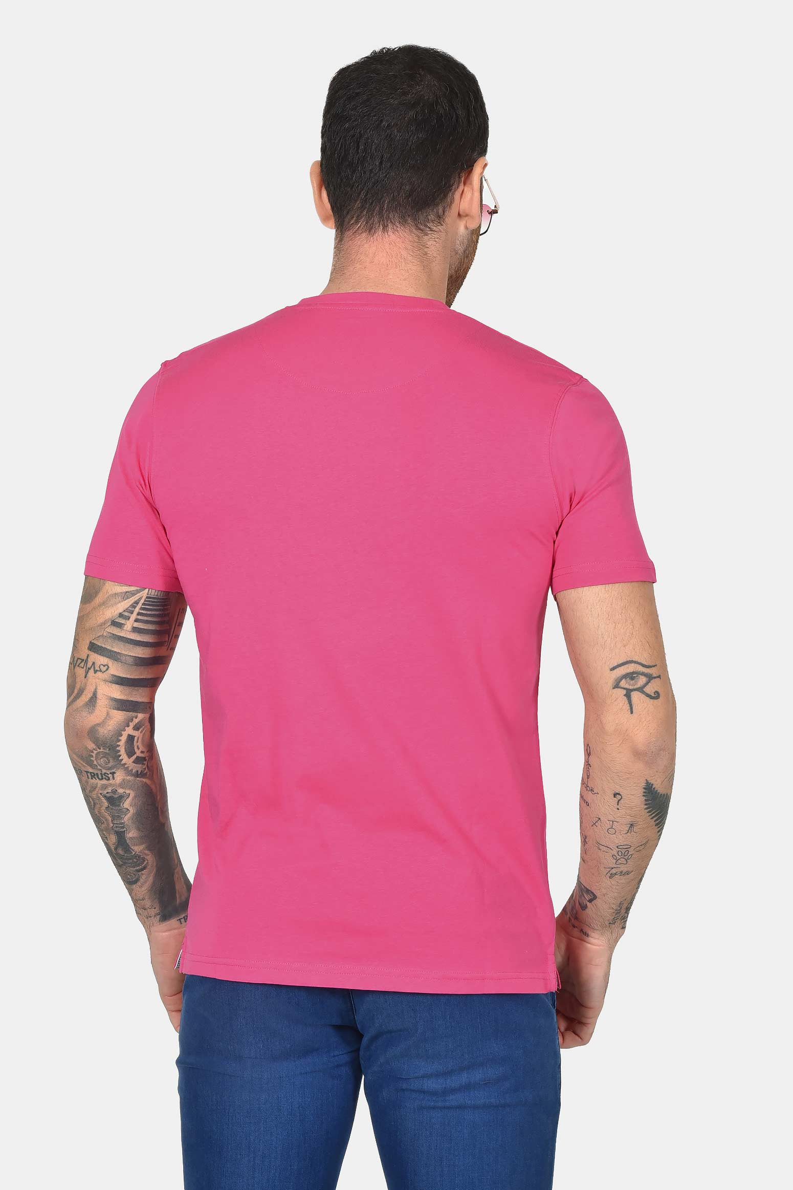 ανδρικό-t-shirt-από-100%-βαμβάκι-normal-fit-με-στρογγυλή-λαιμόκοψη