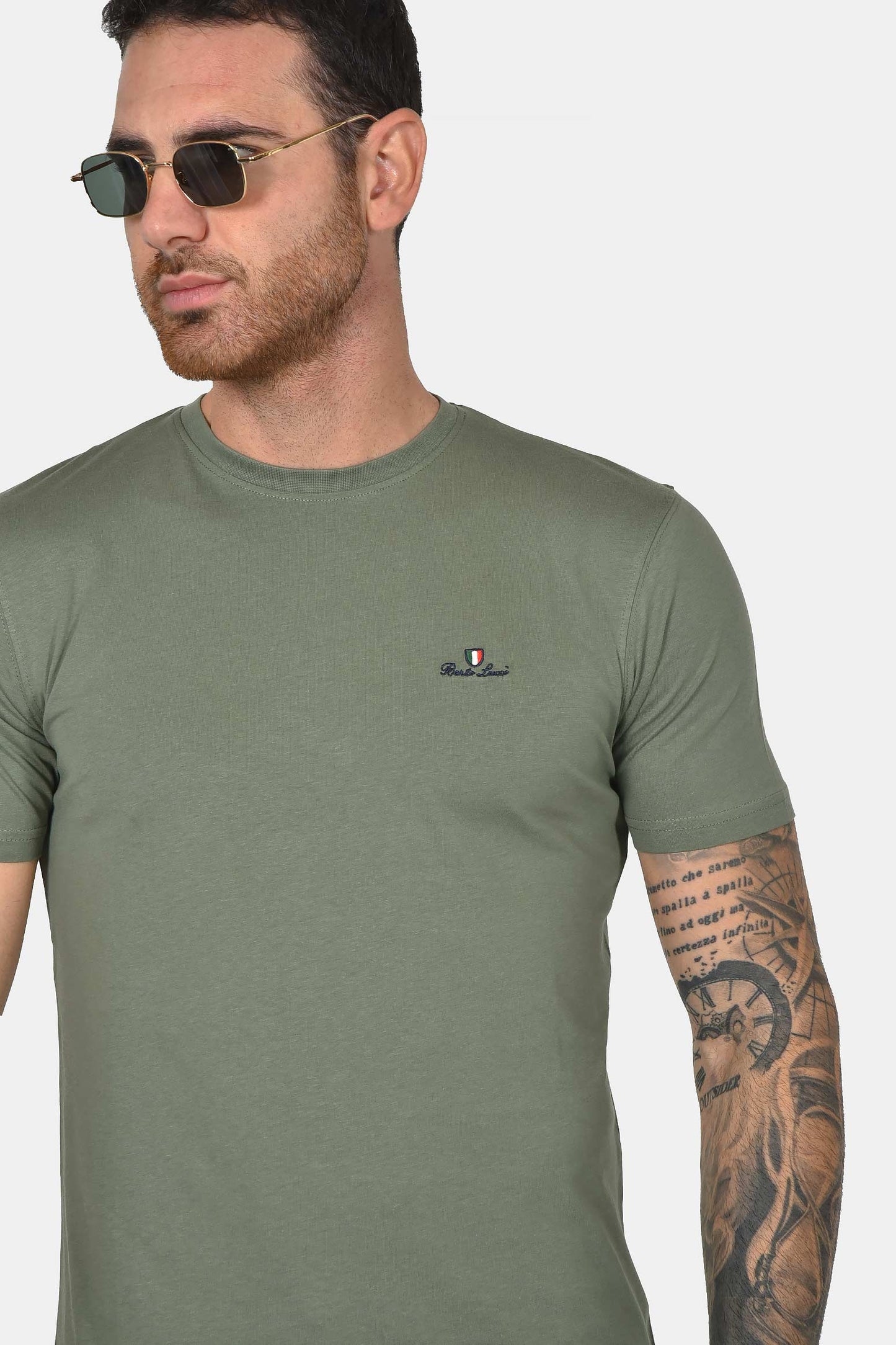 ανδρικό-t-shirt-από-100%-βαμβάκι-normal-fit-με-στρογγυλή-λαιμόκοψη