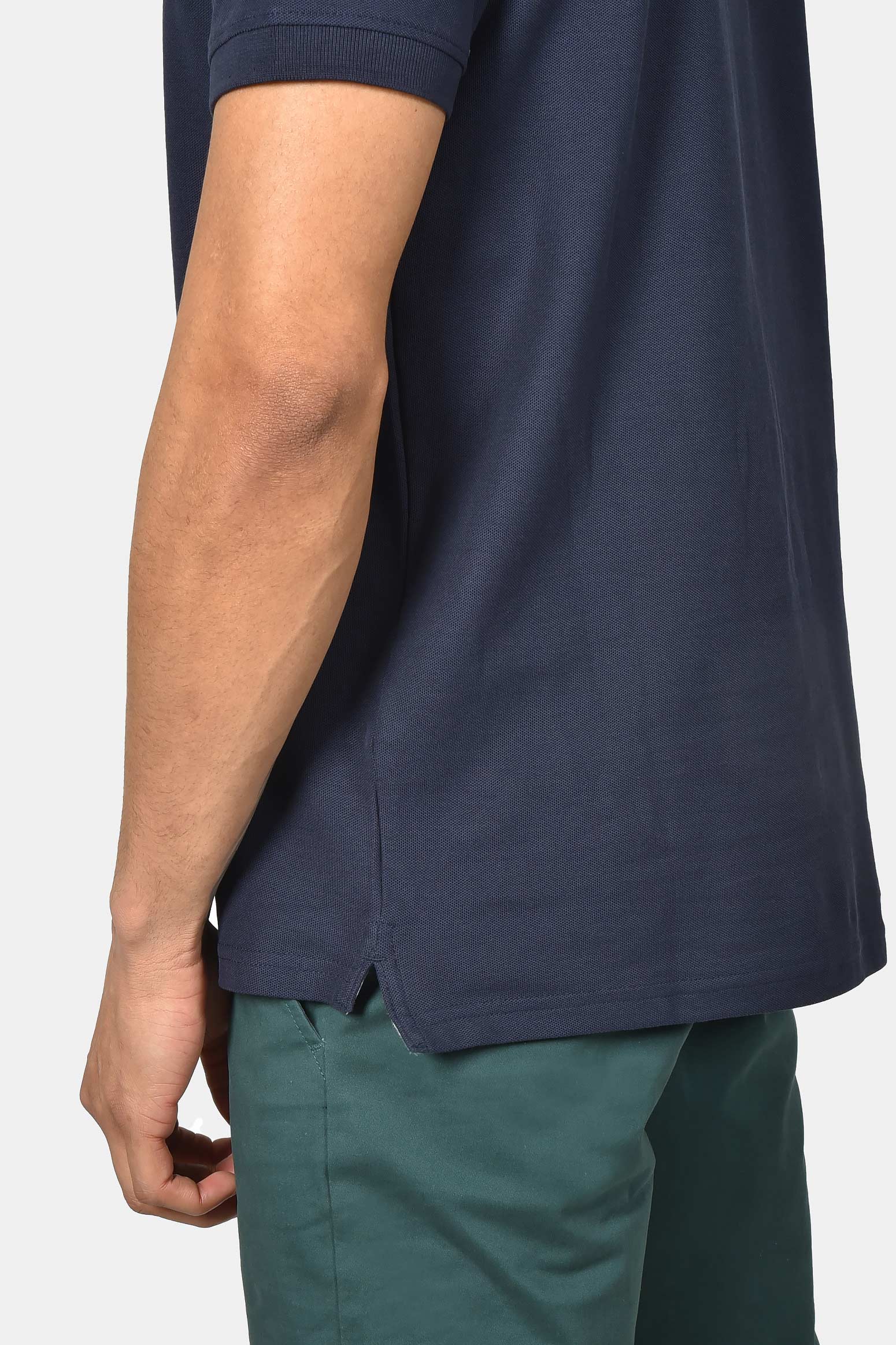 ανδρική-μπλούζα-polo-normal-fit-από-100%-βαμβάκι-με-απαλή-υφή-και-κλασικό-γιακά