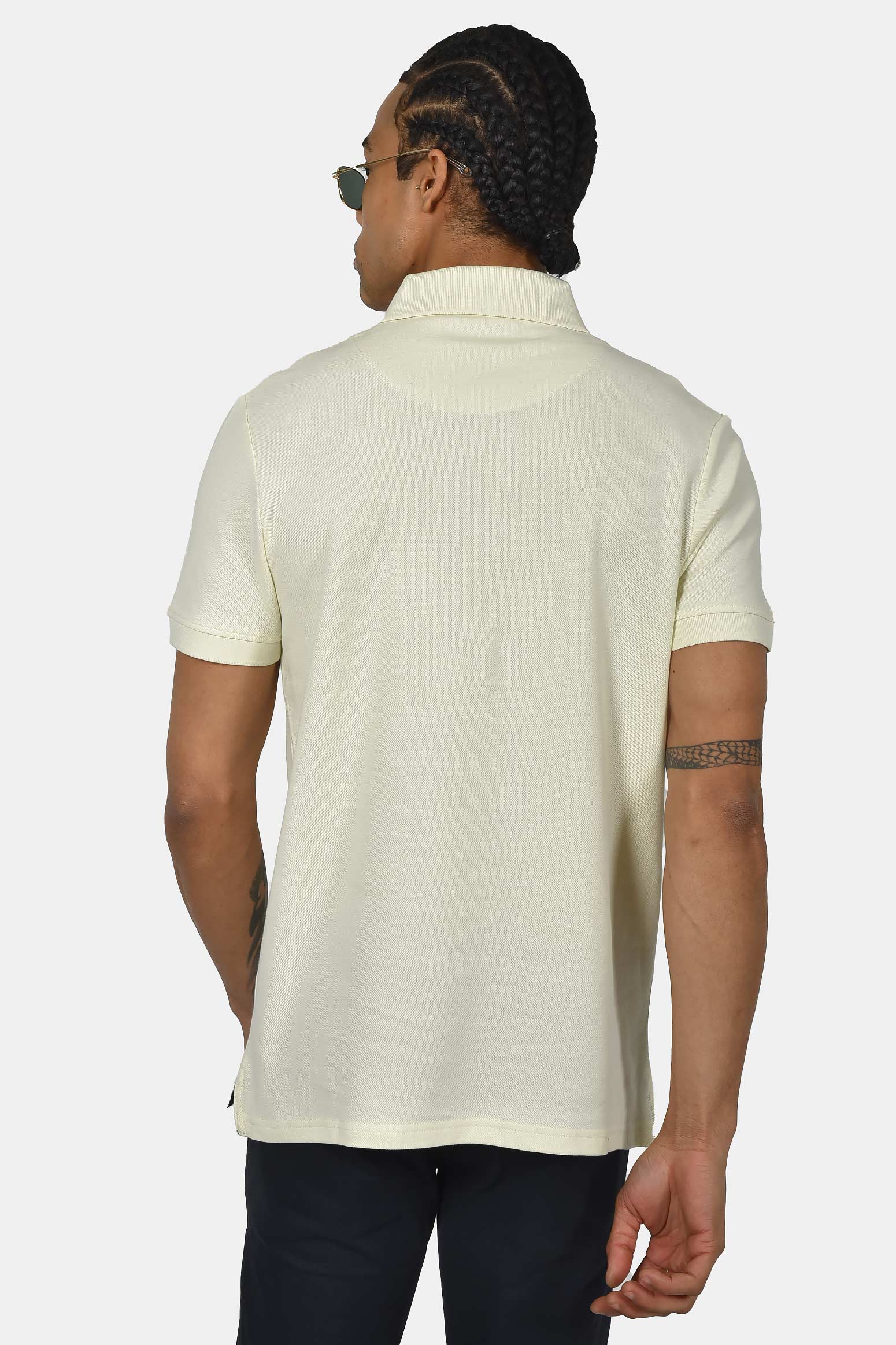 ανδρική-μπλούζα-polo-normal-fit-από-100%-βαμβάκι-με-απαλή-υφή-και-κλασικό-γιακά