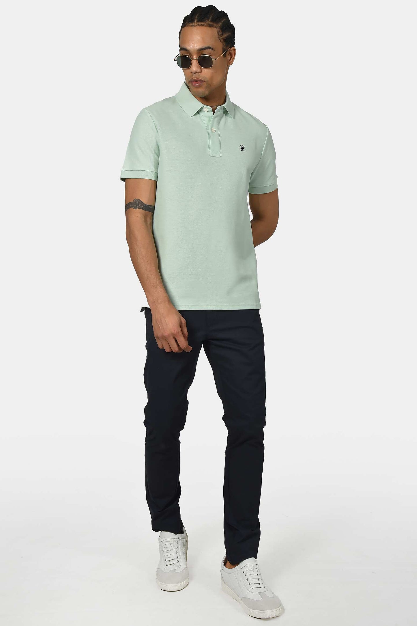 ανδρική-μπλούζα-polo-normal-fit-από-100%-βαμβάκι-με-απαλή-υφή-και-κλασικό-γιακά