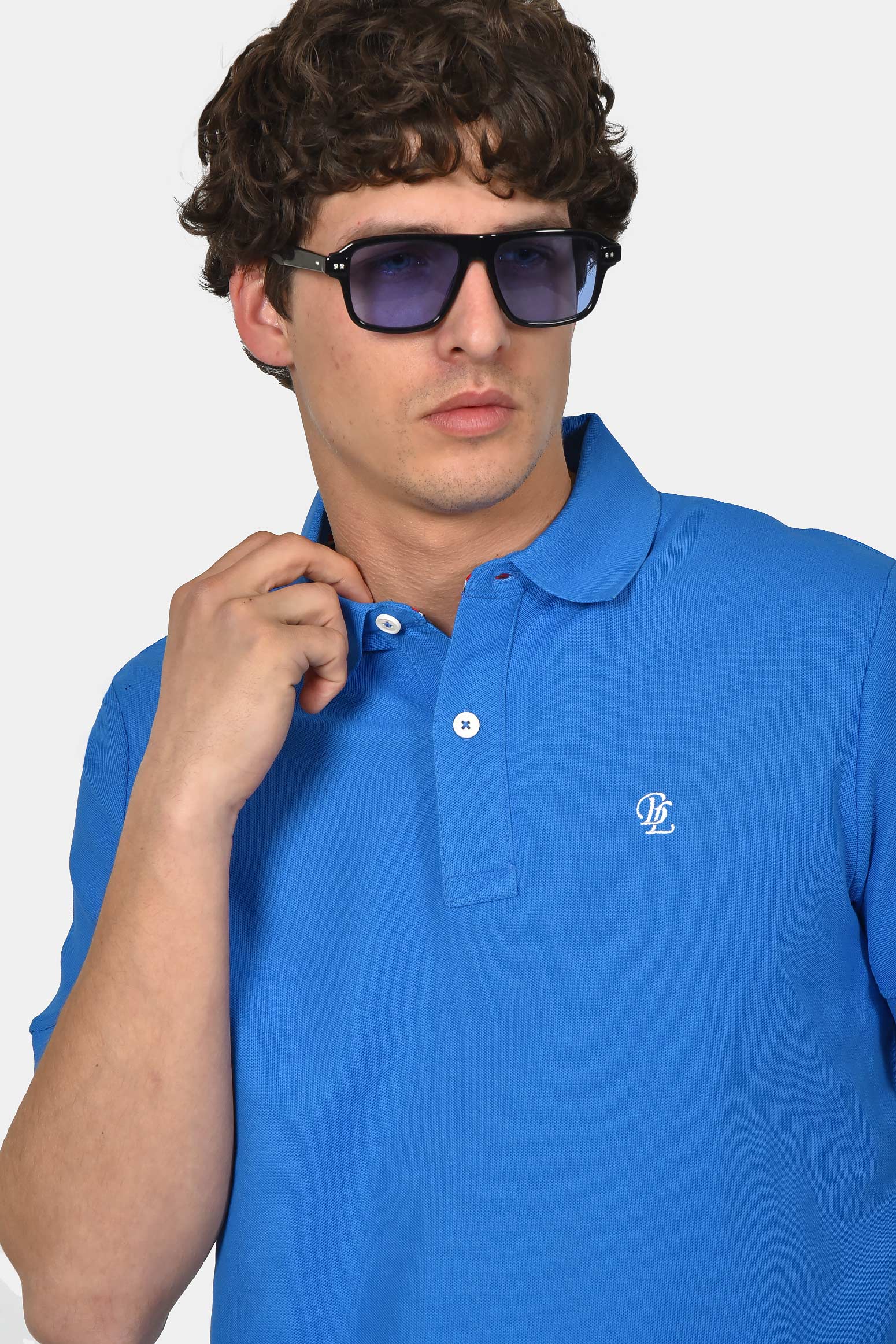 ανδρική-μπλούζα-polo-normal-fit-από-100%-βαμβάκι-με-απαλή-υφή-και-κλασικό-γιακά