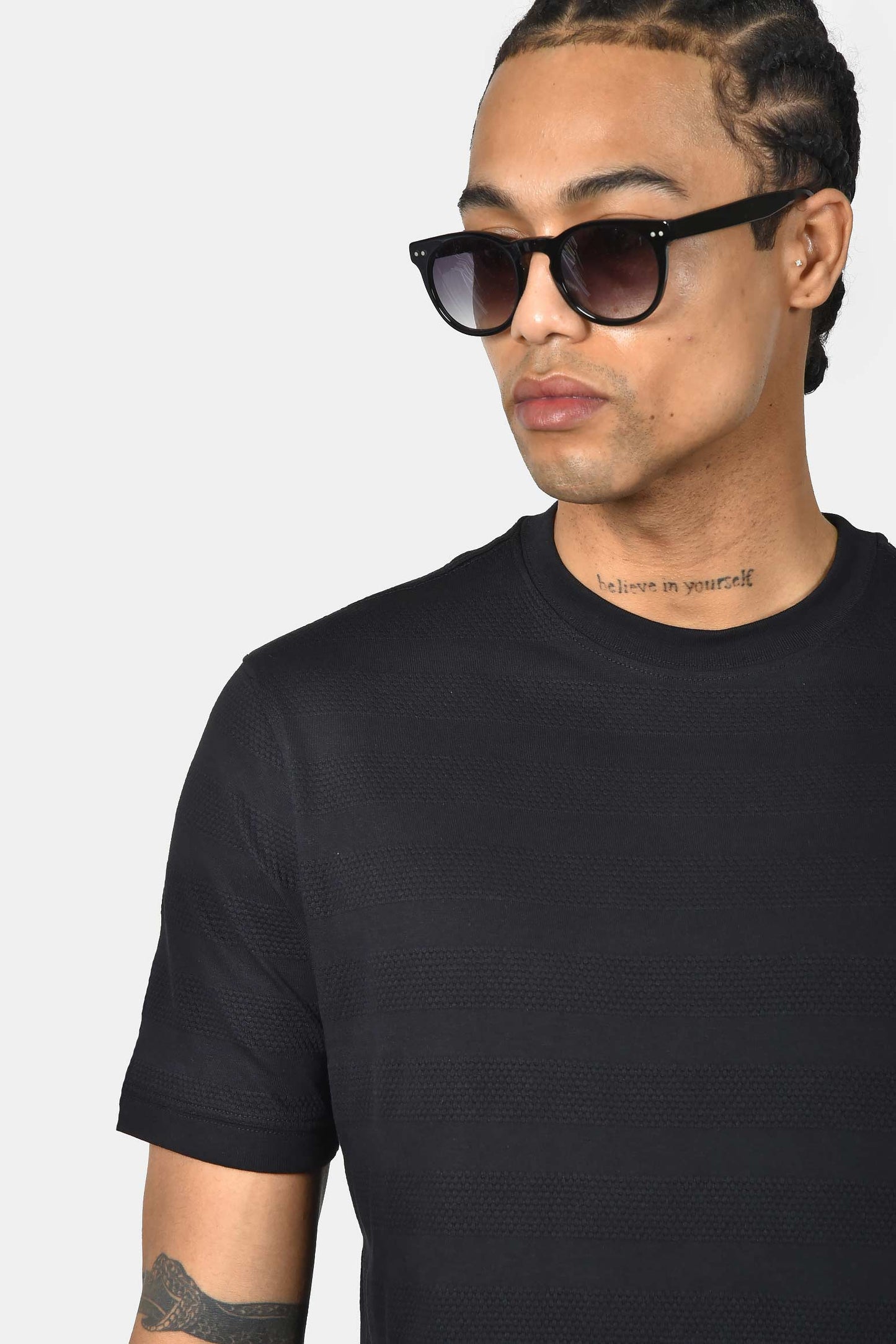 ανδρικό-t-shirt-normal-fit-100%-βαμβακερό-φυσική-άνεση-&-απαλή-αίσθηση