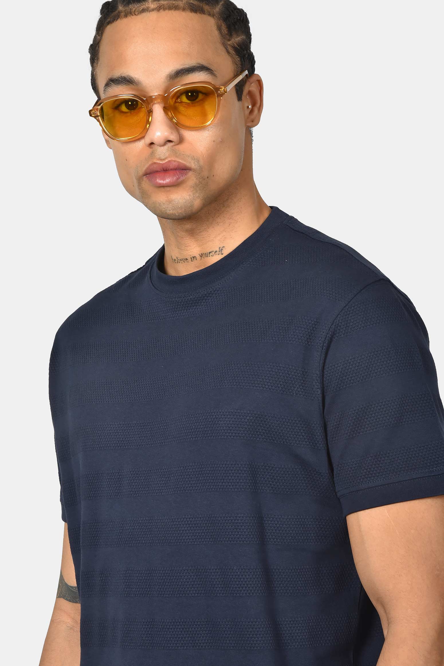 ανδρικό-t-shirt-normal-fit-100%-βαμβακερό-φυσική-άνεση-&-απαλή-αίσθηση