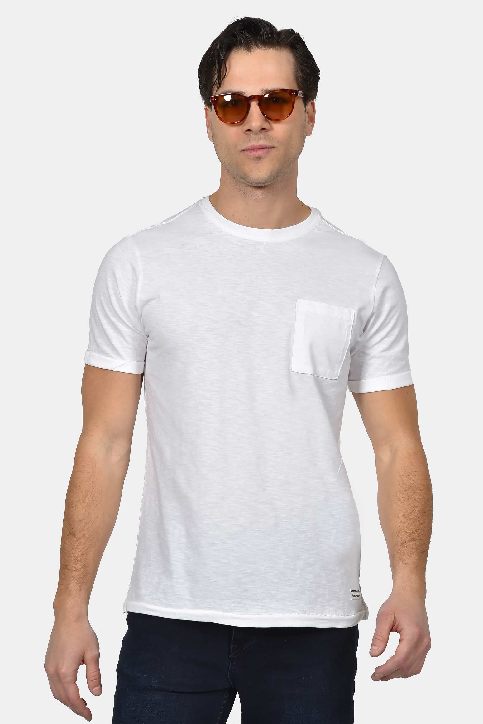 ανδρικό-t-shirt-normal-fit-από-100-βαμβάκι-με-τσέπη-στήθους