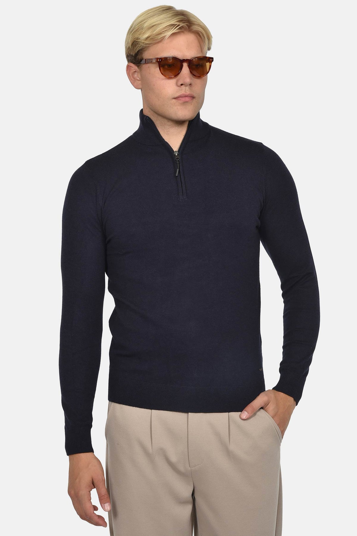 ανδρικό-πουλόβερ-half-zip-100%-βαμβάκι-normal-fit-με-λεπτή-πλέξη-για-smart-casual-εμφάνιση