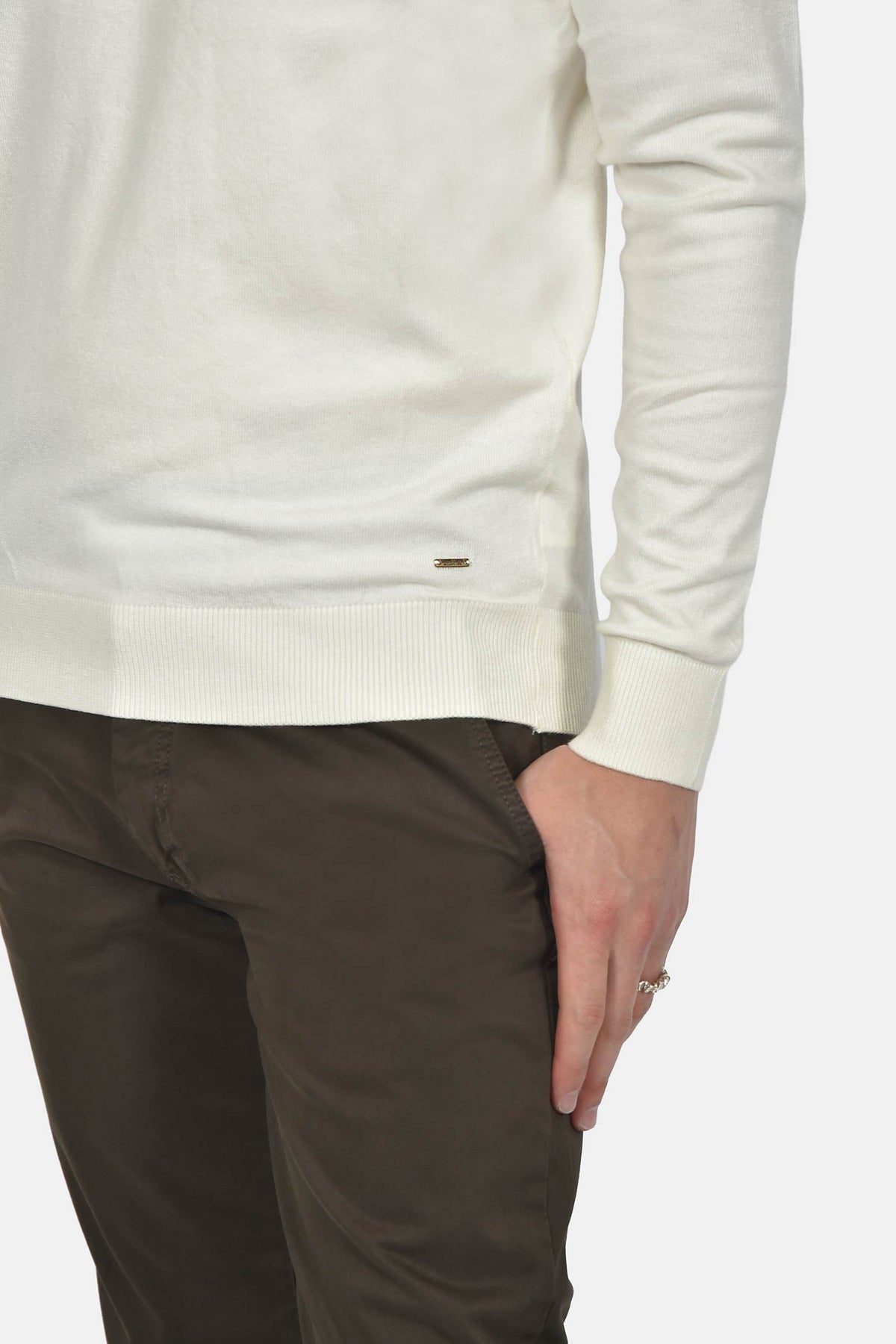 ανδρικό-πλεκτό-polo-100%-βαμβάκι-normal-fit-για-κομψή-καθημερινή-εμφάνιση