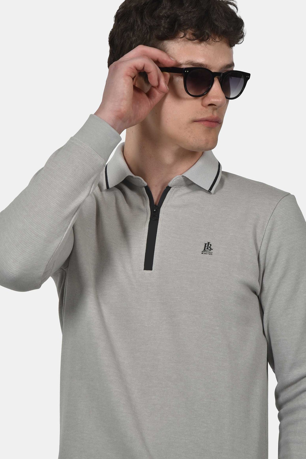ανδρική-half-zip-μπλούζα-polo-normal-fit-άνετη-&-ευχάριστη-αίσθηση