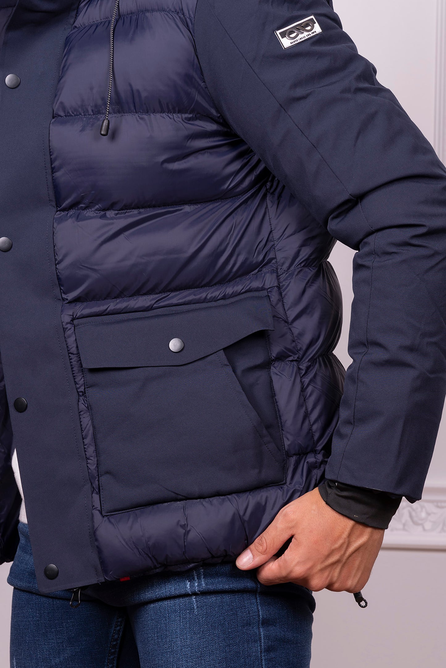 ανδρικό-καπιτονέ-μπουφάν-με-εξωτερικές-τσέπες