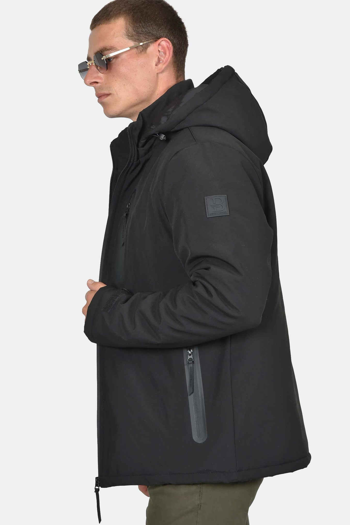 ανδρικό-μπουφάν-normal-fit-με-κουκούλα-και-φερμουάρ