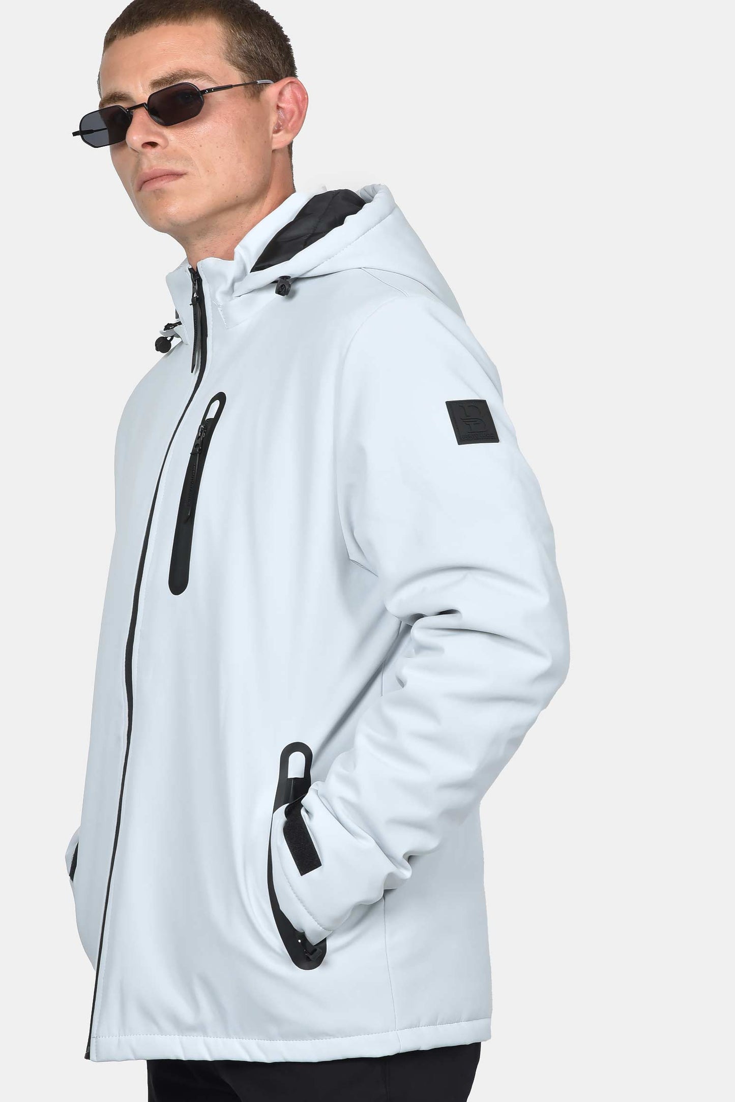 ανδρικό-μπουφάν-normal-fit-με-κουκούλα-και-φερμουάρ