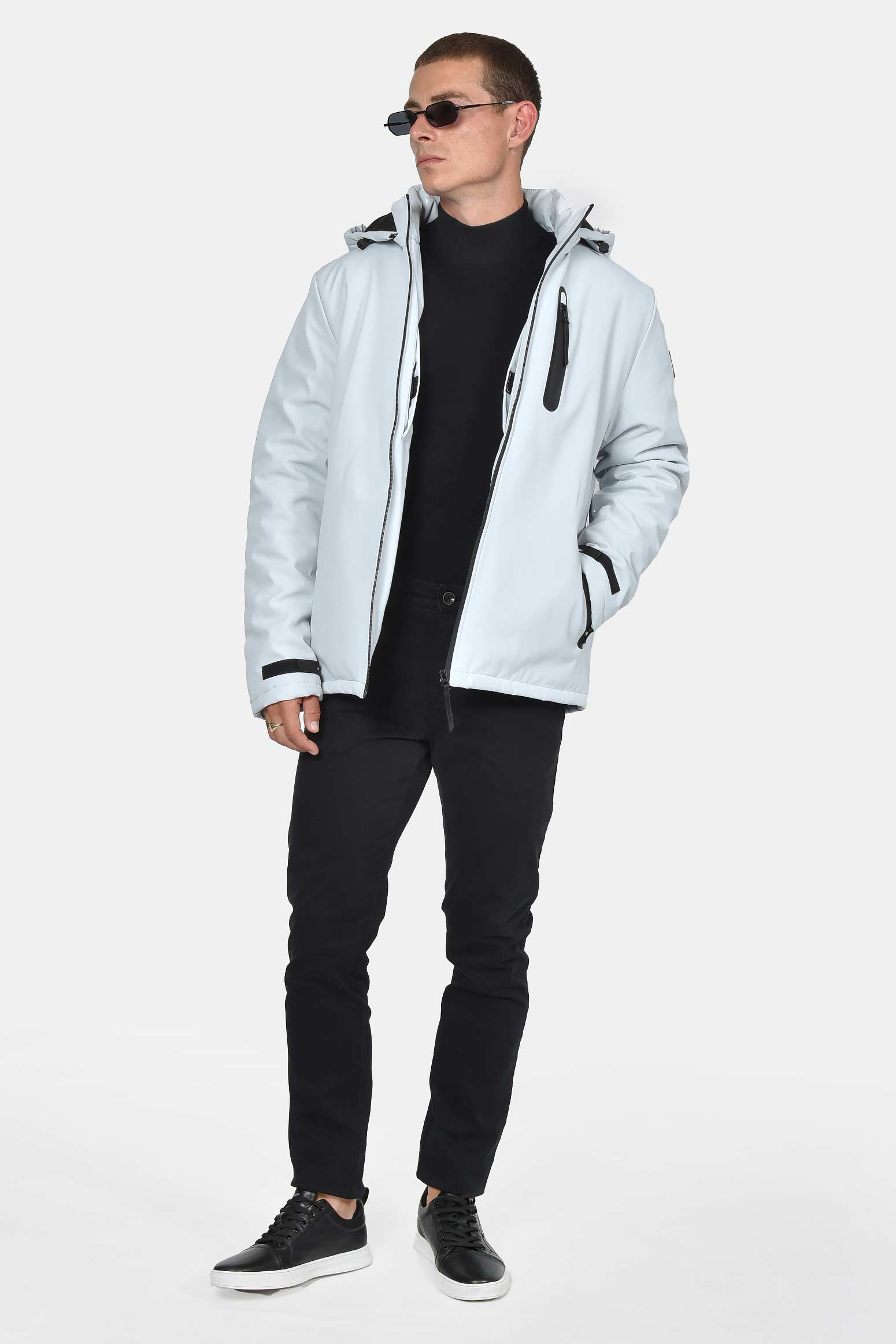 ανδρικό-μπουφάν-normal-fit-με-κουκούλα-και-φερμουάρ