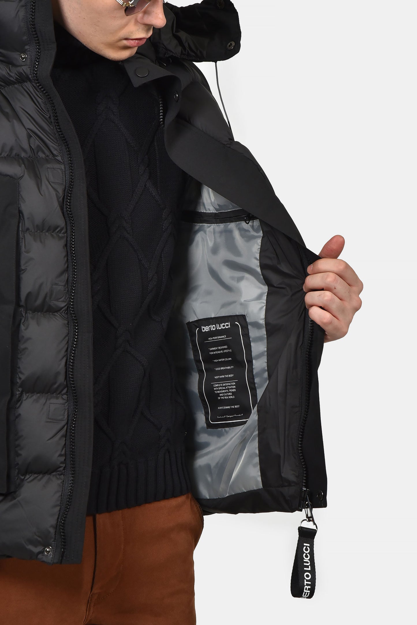 ανδρικό-καπιτονέ-μπουφάν-normal-fit-με-αποσπώμενη-κουκούλα