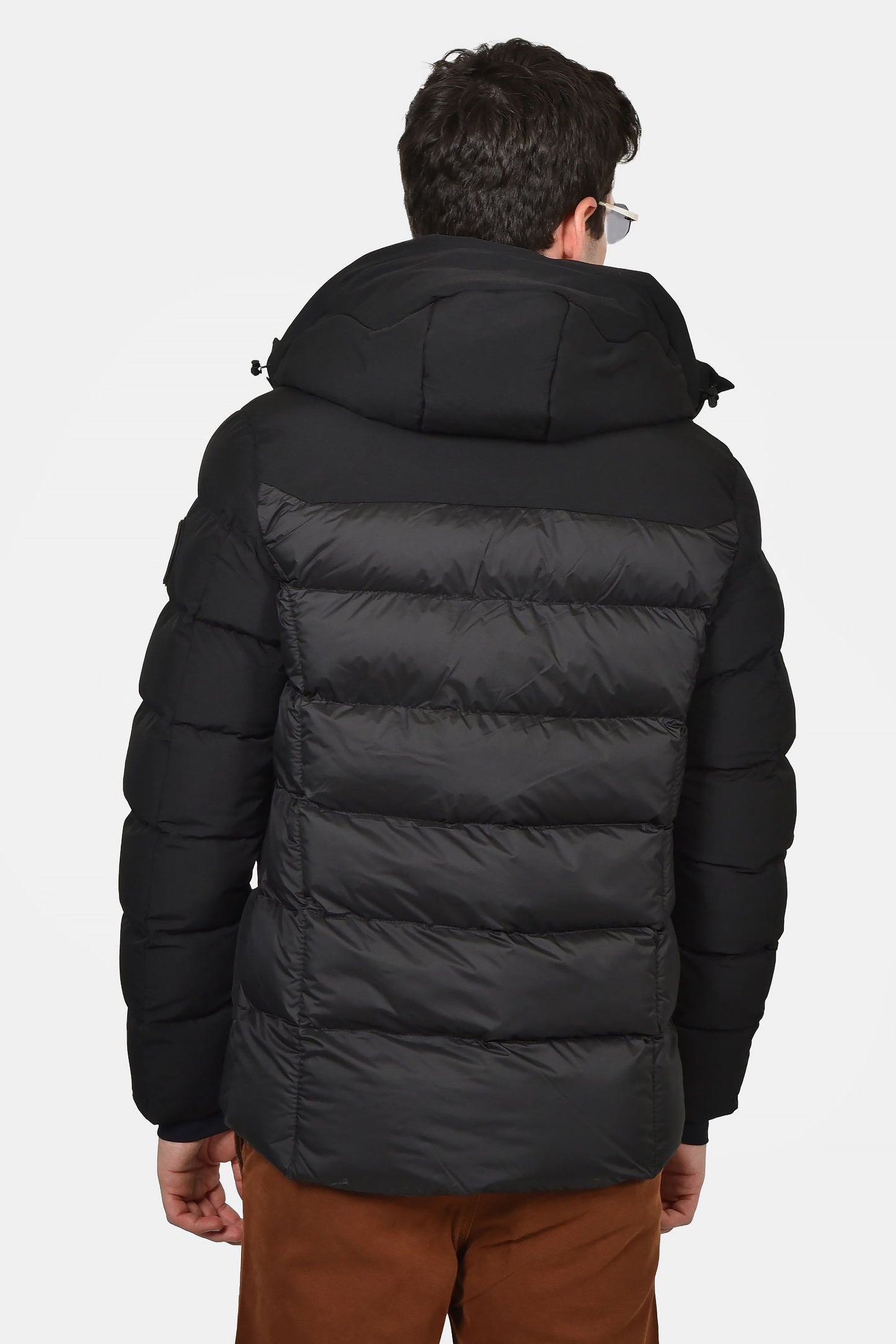 ανδρικό-καπιτονέ-μπουφάν-normal-fit-με-αποσπώμενη-κουκούλα