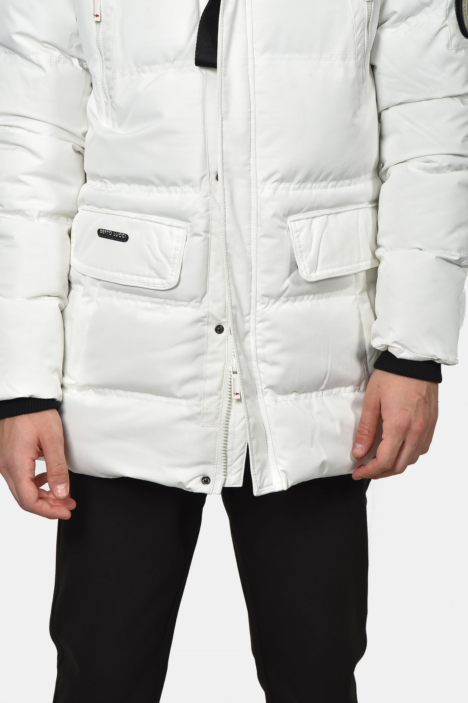 ανδρικό-μακρύ-καπιτονέ-μπουφάν-normal-fit-με-κουκούλα-και-πολλαπλές-τσέπες