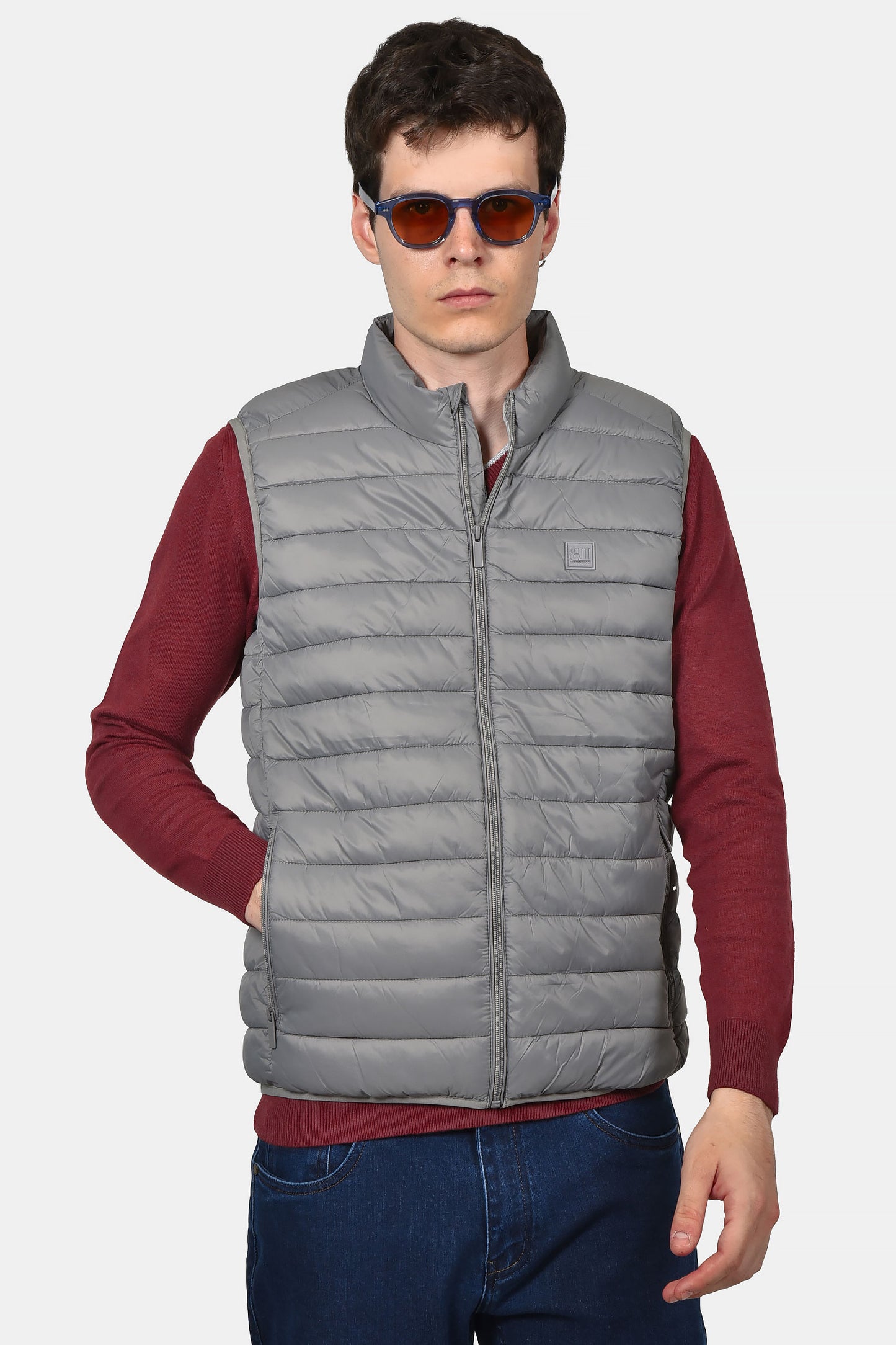 ανδρικό-αμάνικο-καπιτονέ-μπουφάν-normal-fit-με-φερμουάρ