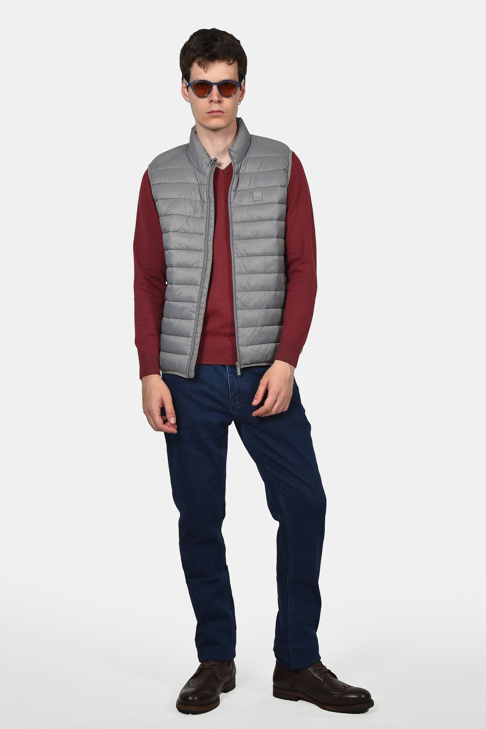 ανδρικό-αμάνικο-καπιτονέ-μπουφάν-normal-fit-με-φερμουάρ