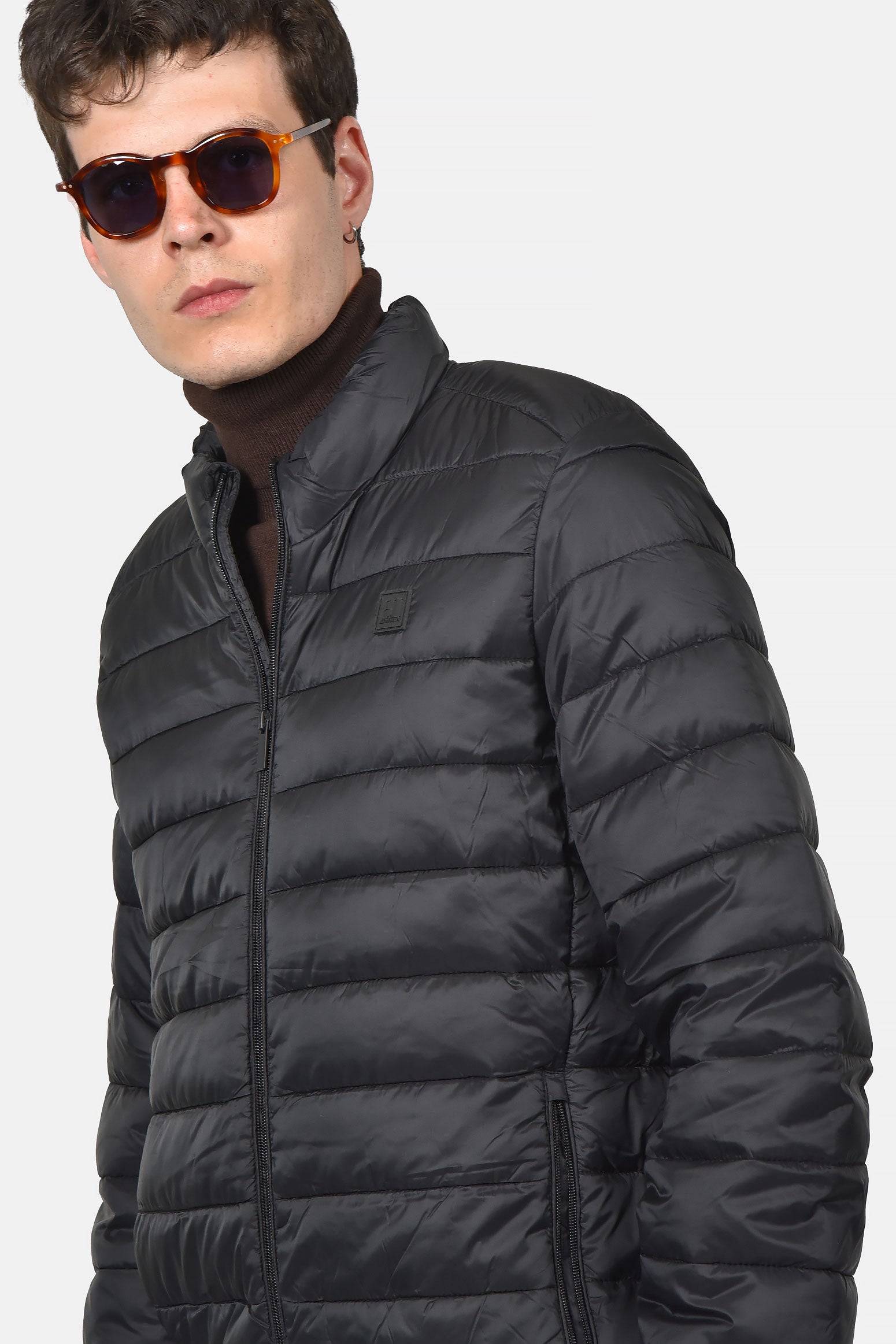 ανδρικό-καπιτονέ-μπουφάν-normal-fit-με-φερμουάρ