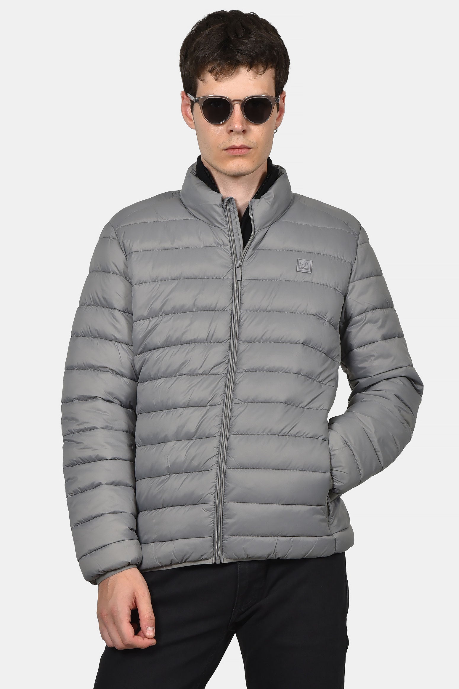 ανδρικό-καπιτονέ-μπουφάν-normal-fit-με-φερμουάρ