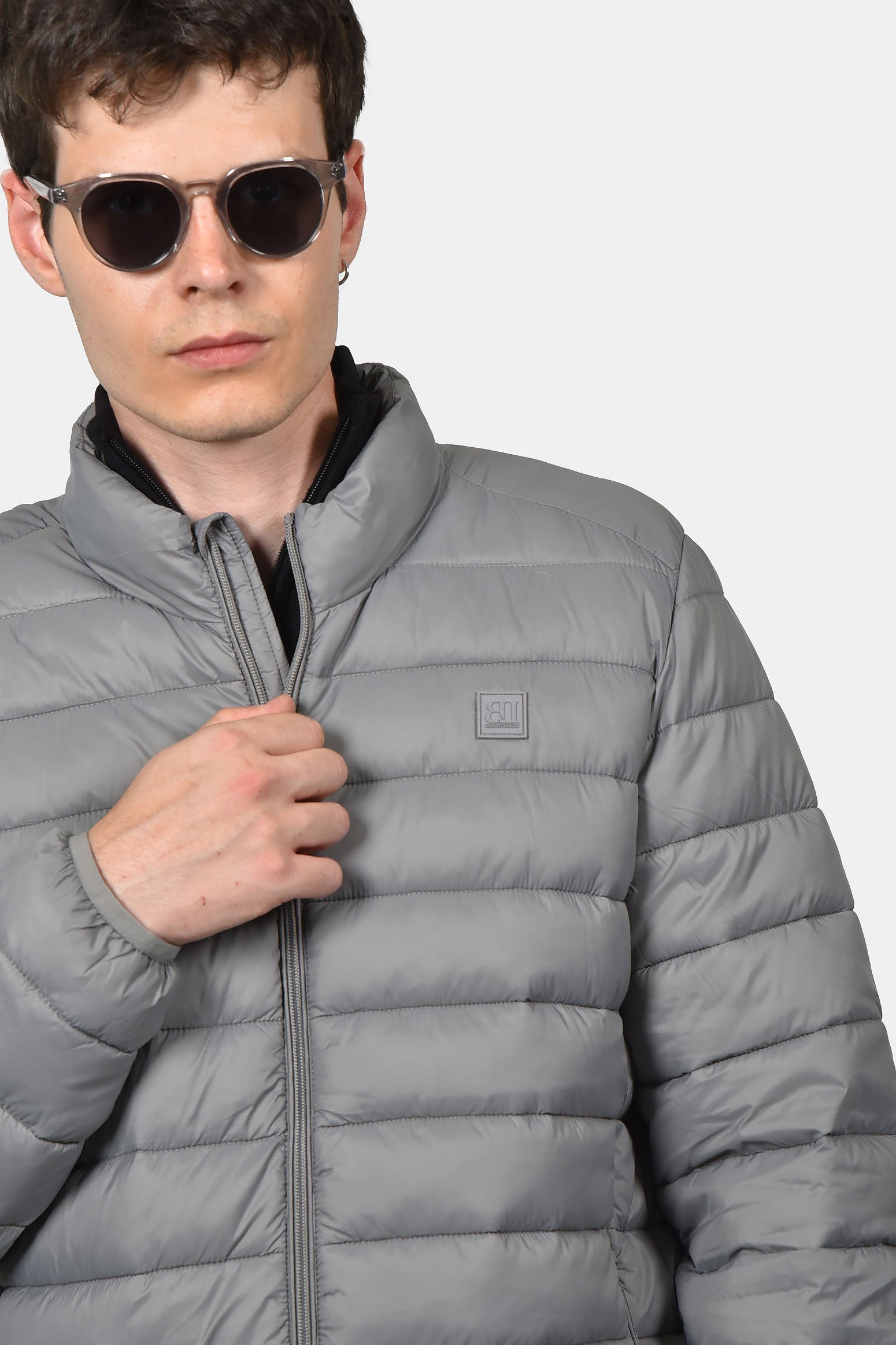 ανδρικό-καπιτονέ-μπουφάν-normal-fit-με-φερμουάρ