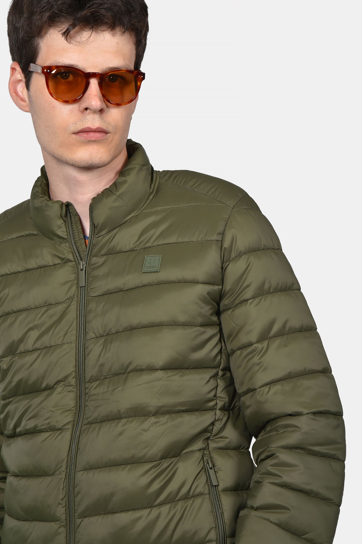 ανδρικό-καπιτονέ-μπουφάν-normal-fit-με-φερμουάρ