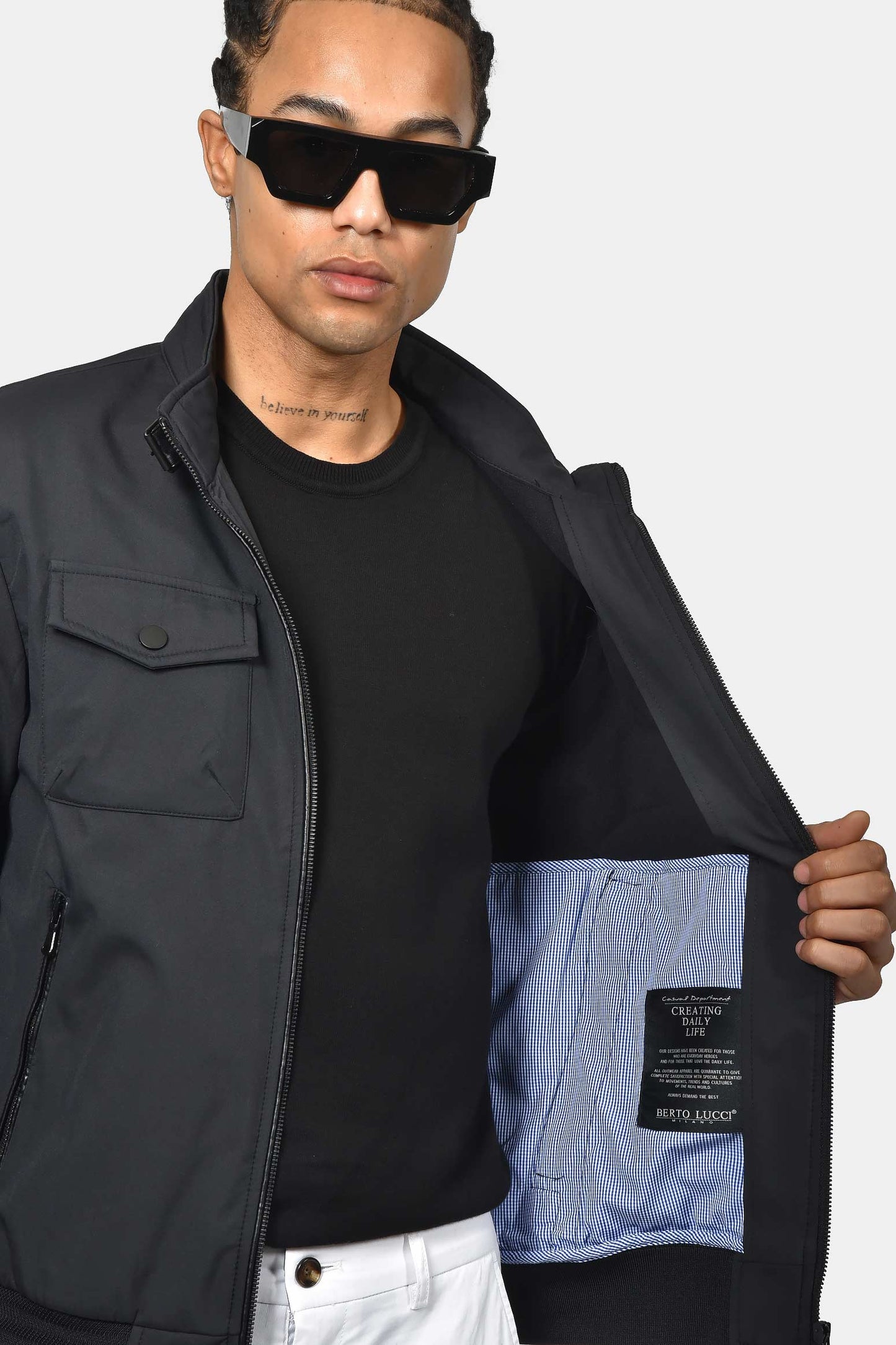 ανδρικό-ανοιξιάτικο-μπουφάν-normal-fit-με-τσέπες-&-φερμουάρ-ελαφρύ-&-ανθεκτικό