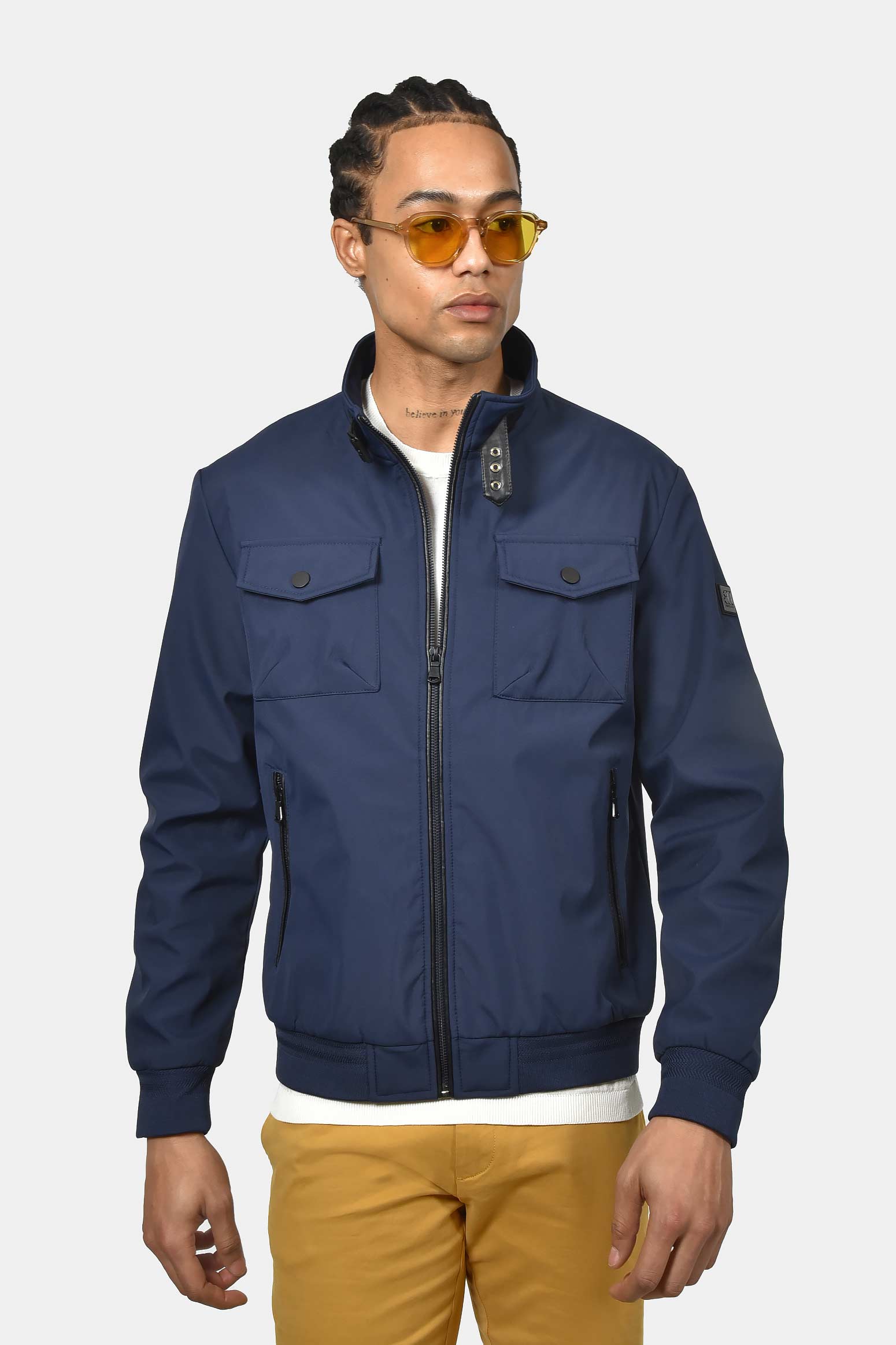 ανδρικό-ανοιξιάτικο-μπουφάν-normal-fit-με-τσέπες-&-φερμουάρ-ελαφρύ-&-ανθεκτικό