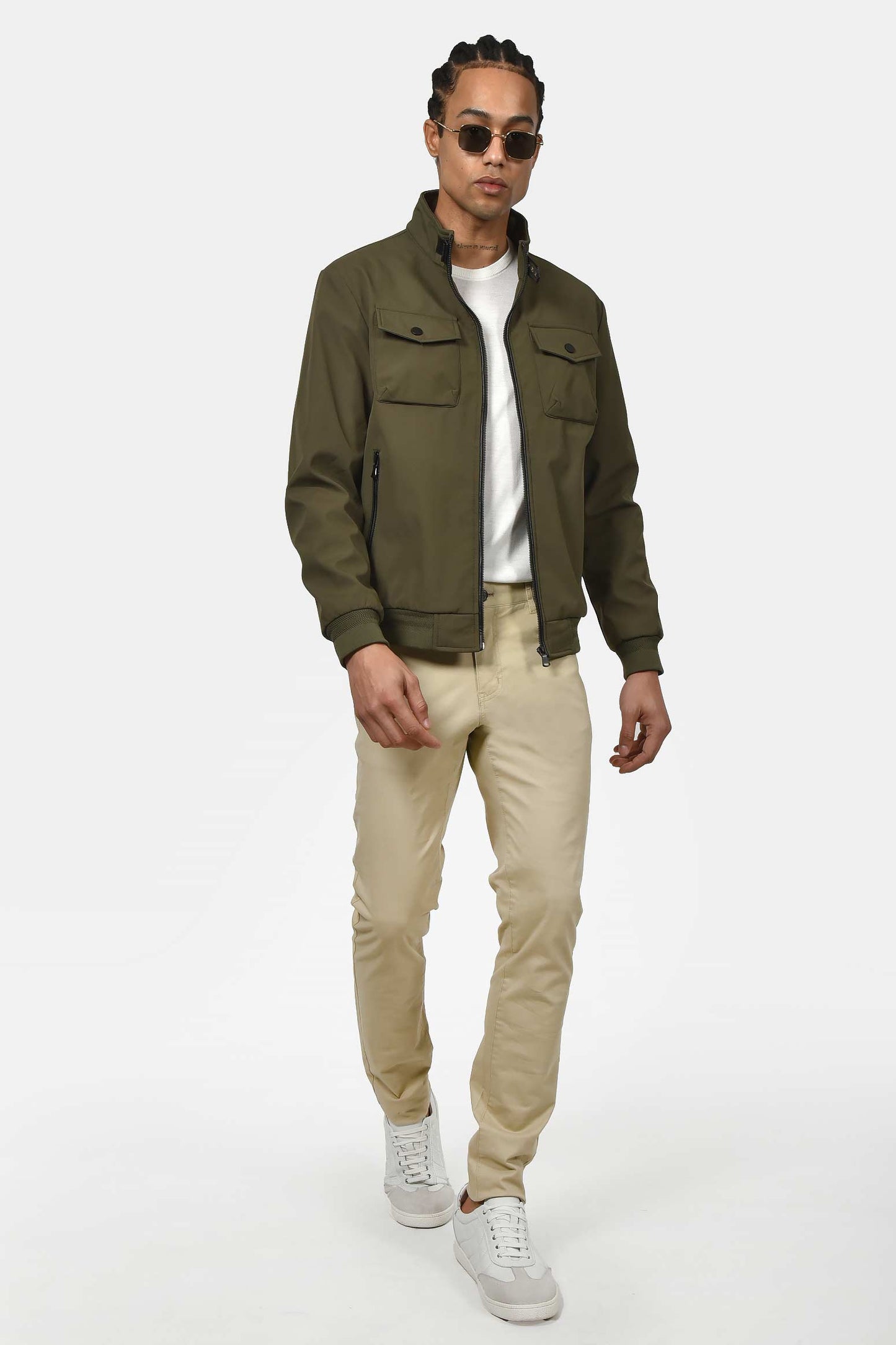 ανδρικό-ανοιξιάτικο-μπουφάν-normal-fit-με-τσέπες-&-φερμουάρ-ελαφρύ-&-ανθεκτικό