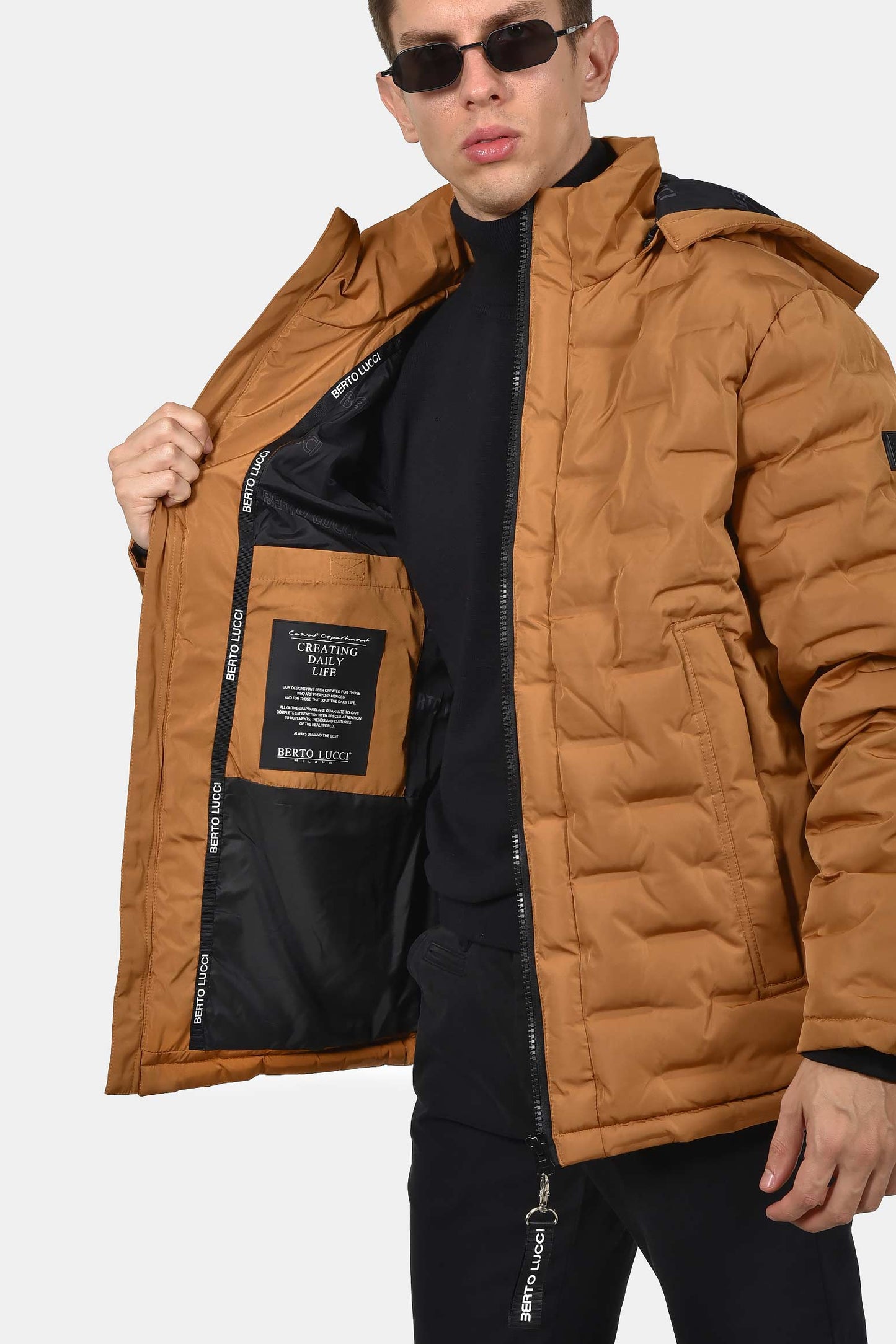 ανδρικό-καπιτονέ-μπουφάν-με-αποσπώμενη-κουκούλα