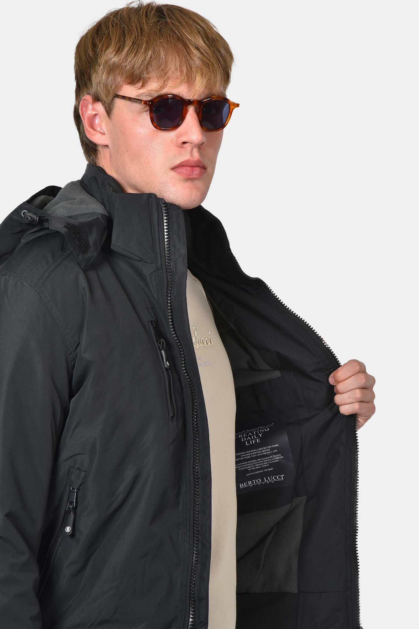 ανδρικό-bomber-μπουφάν-με-αποσπώμενη-κουκούλα-και-fleece-στο-εσωτερικό