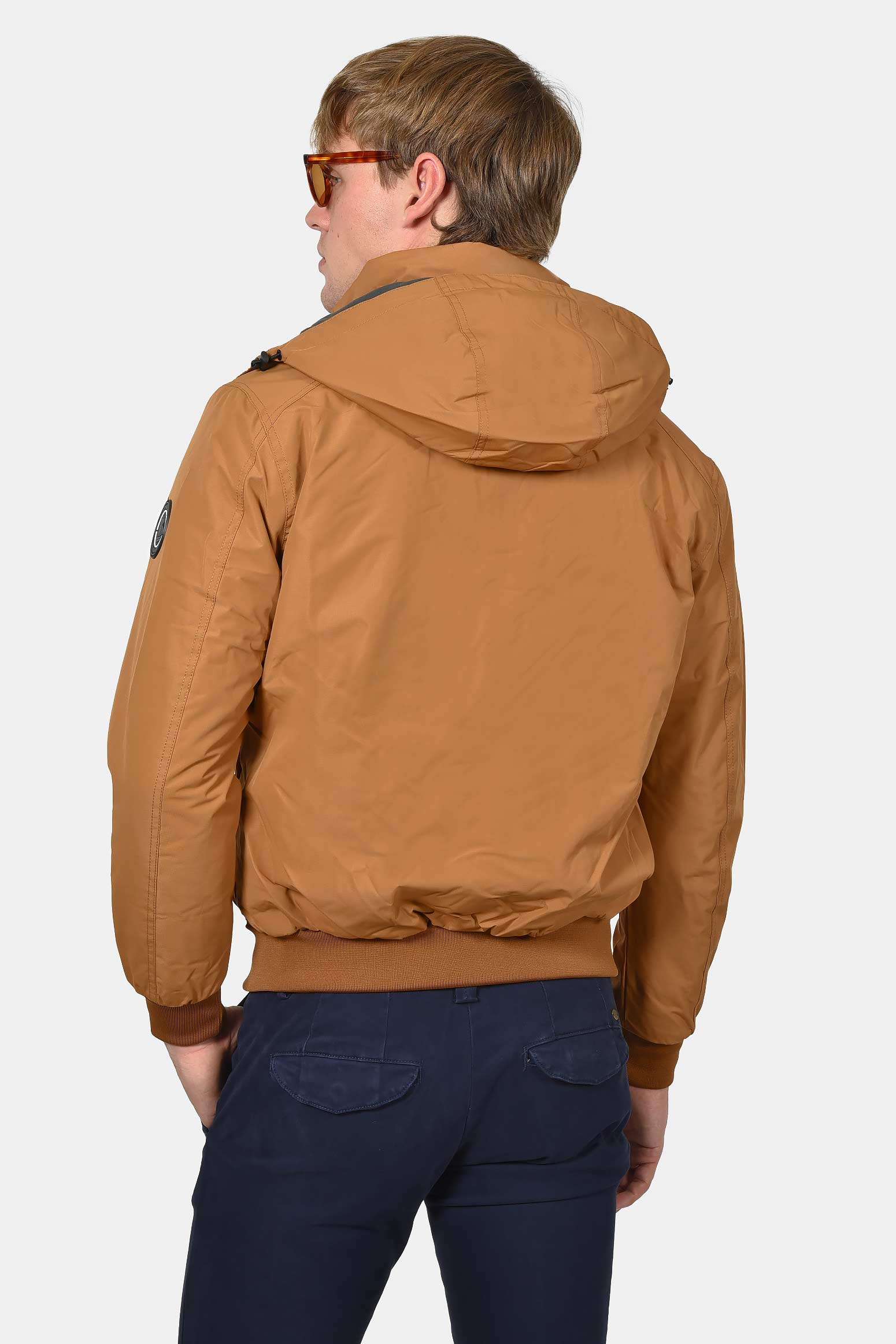 ανδρικό-bomber-μπουφάν-με-αποσπώμενη-κουκούλα-και-fleece-στο-εσωτερικό