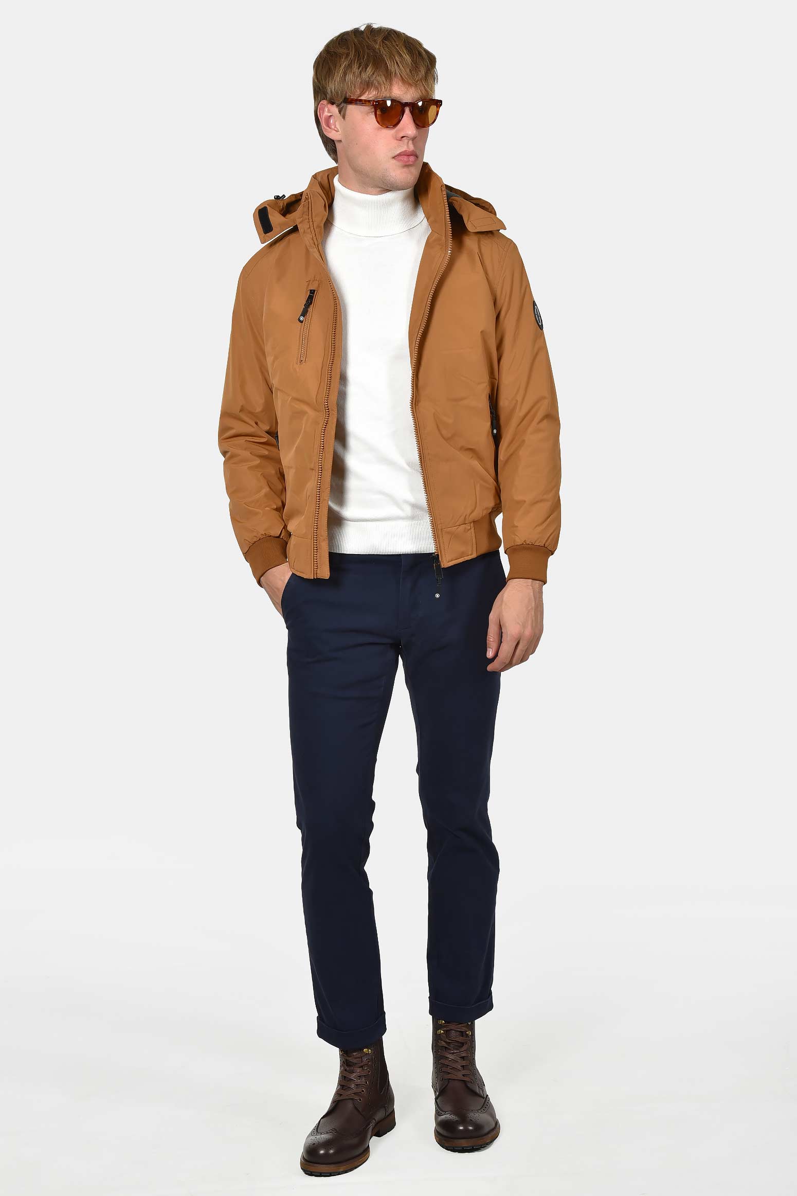 ανδρικό-bomber-μπουφάν-με-αποσπώμενη-κουκούλα-και-fleece-στο-εσωτερικό