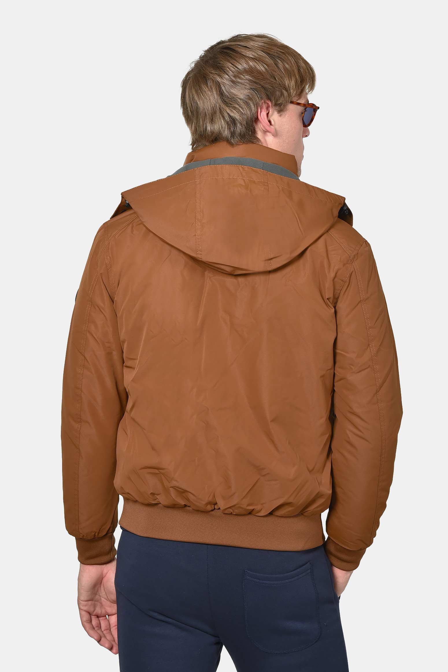 ανδρικό-bomber-μπουφάν-με-αποσπώμενη-κουκούλα-και-fleece-στο-εσωτερικό