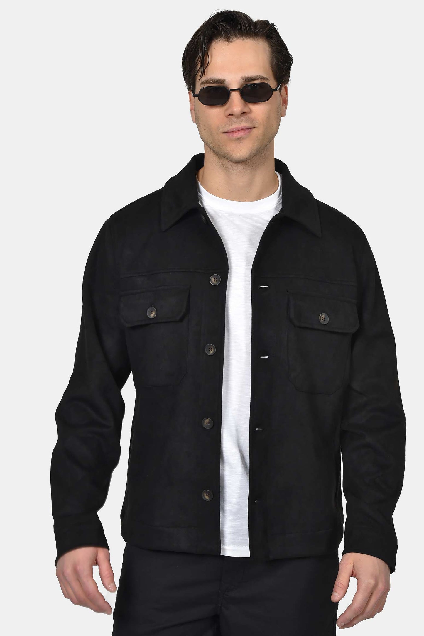 ανδρικό-overshirt-με-suede-υφή-και-τσέπες-στο-πλάι