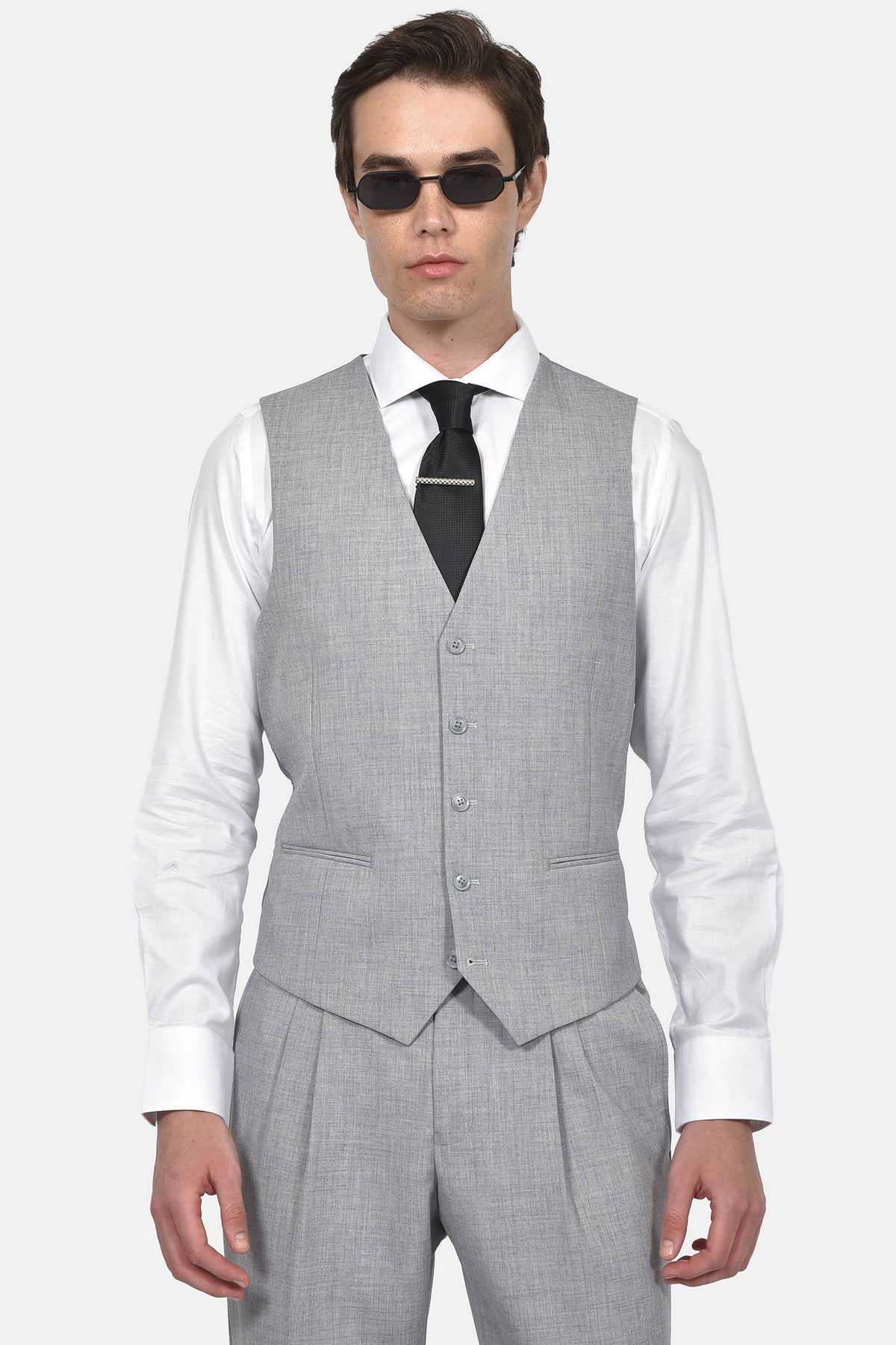 ανδρικό-γιλέκο-slim-fit-με-ζωνάκι-ρύθμισης-στην-πλάτη-&-σατινέ-φινίρισμα-για-επίσημες-εμφανίσεις
