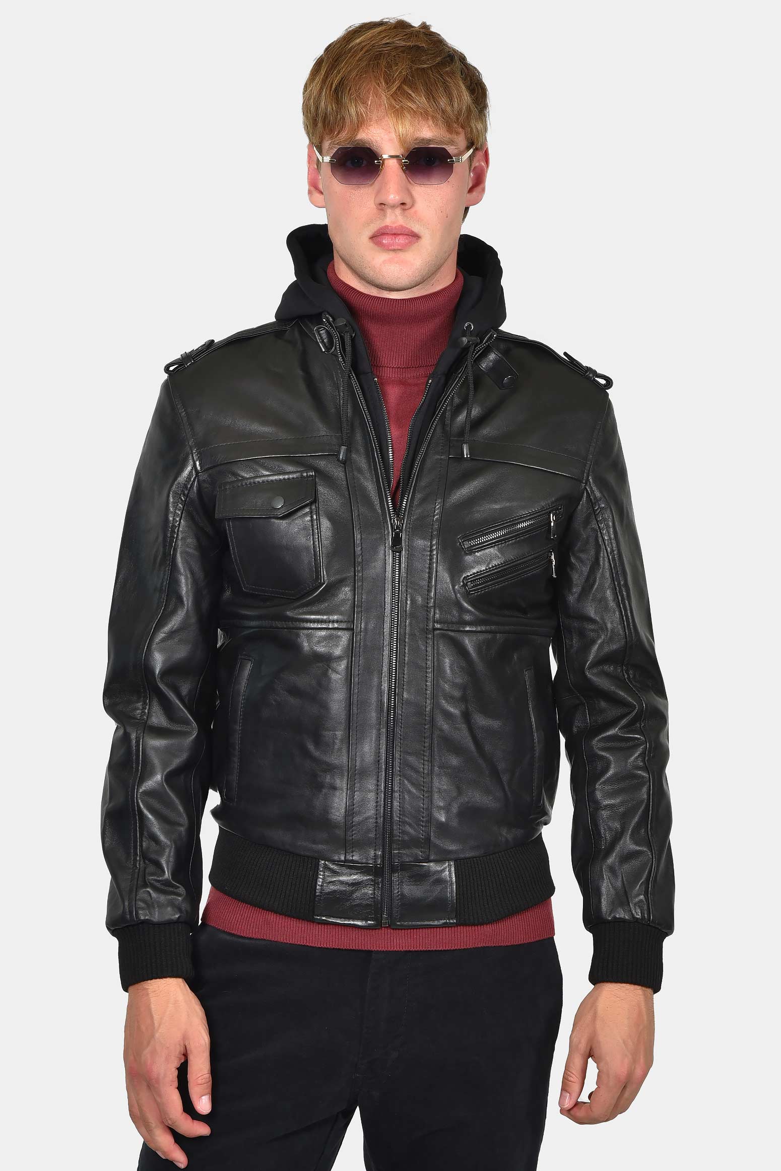 ανδρικό-δερμάτινο-μπουφάν-με-κουκούλα