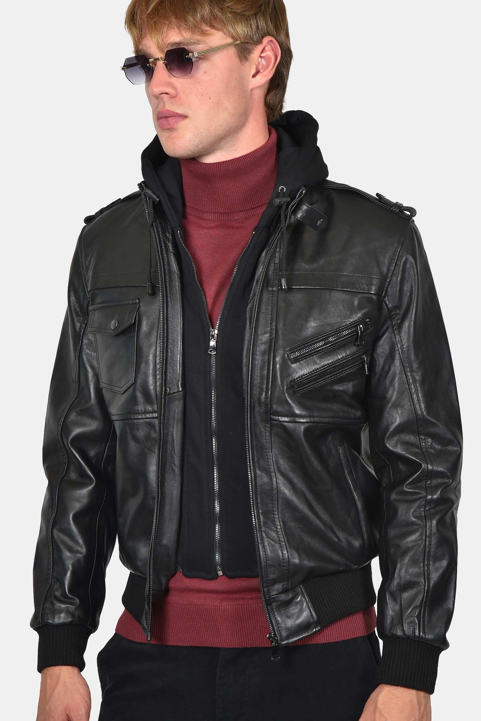 ανδρικό-δερμάτινο-μπουφάν-με-κουκούλα