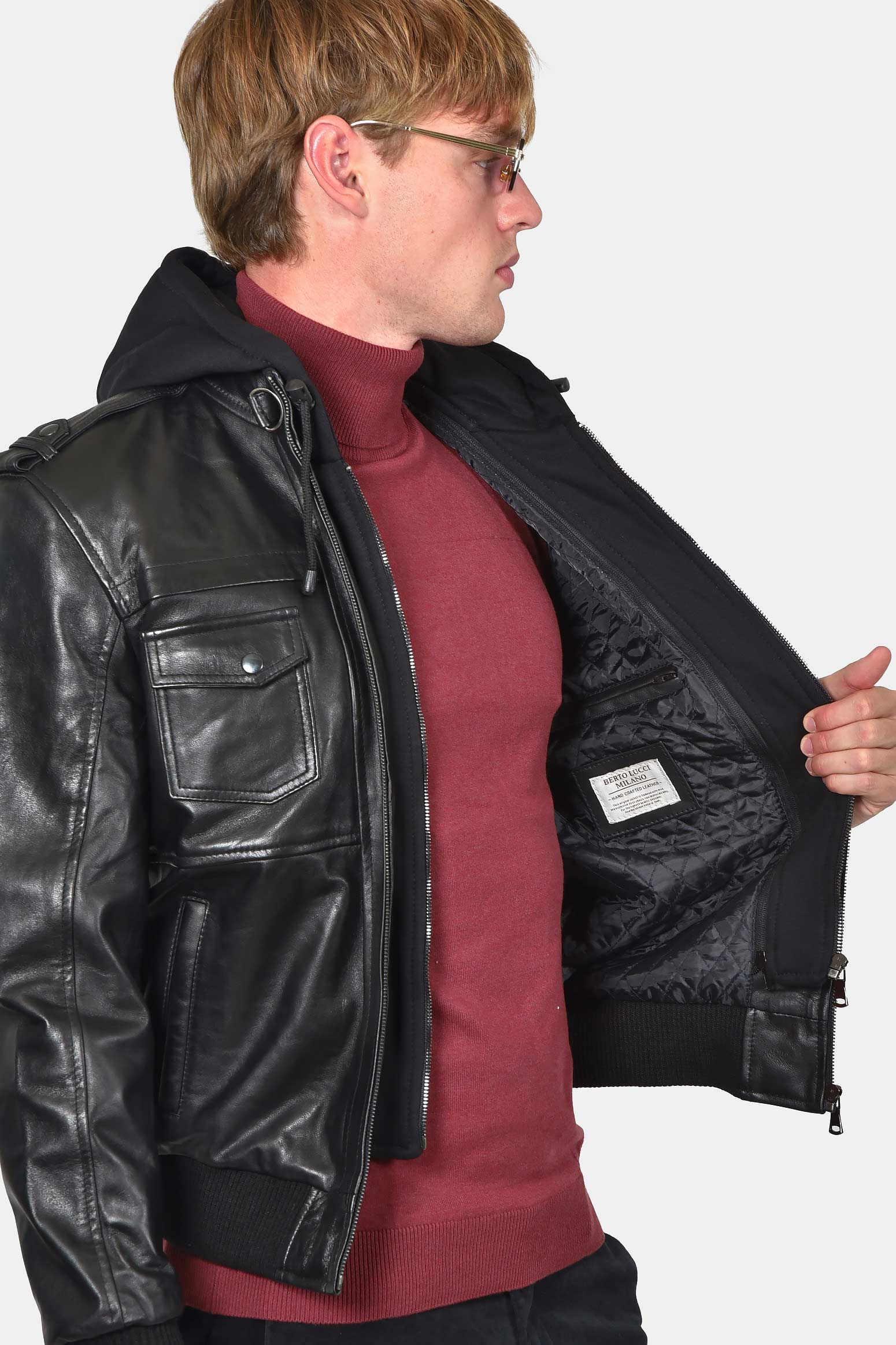 ανδρικό-δερμάτινο-μπουφάν-με-κουκούλα