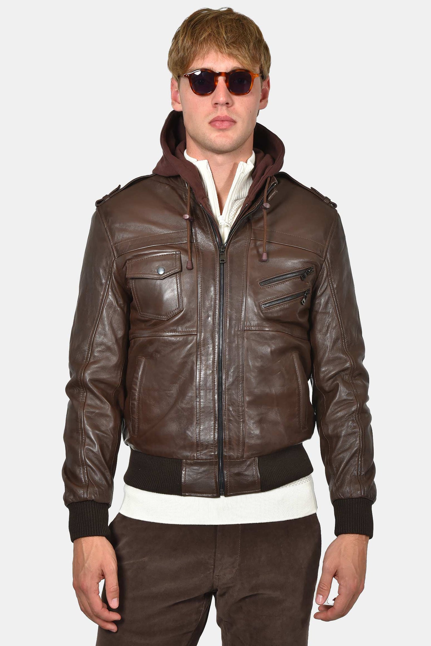 ανδρικό-δερμάτινο-μπουφάν-με-κουκούλα