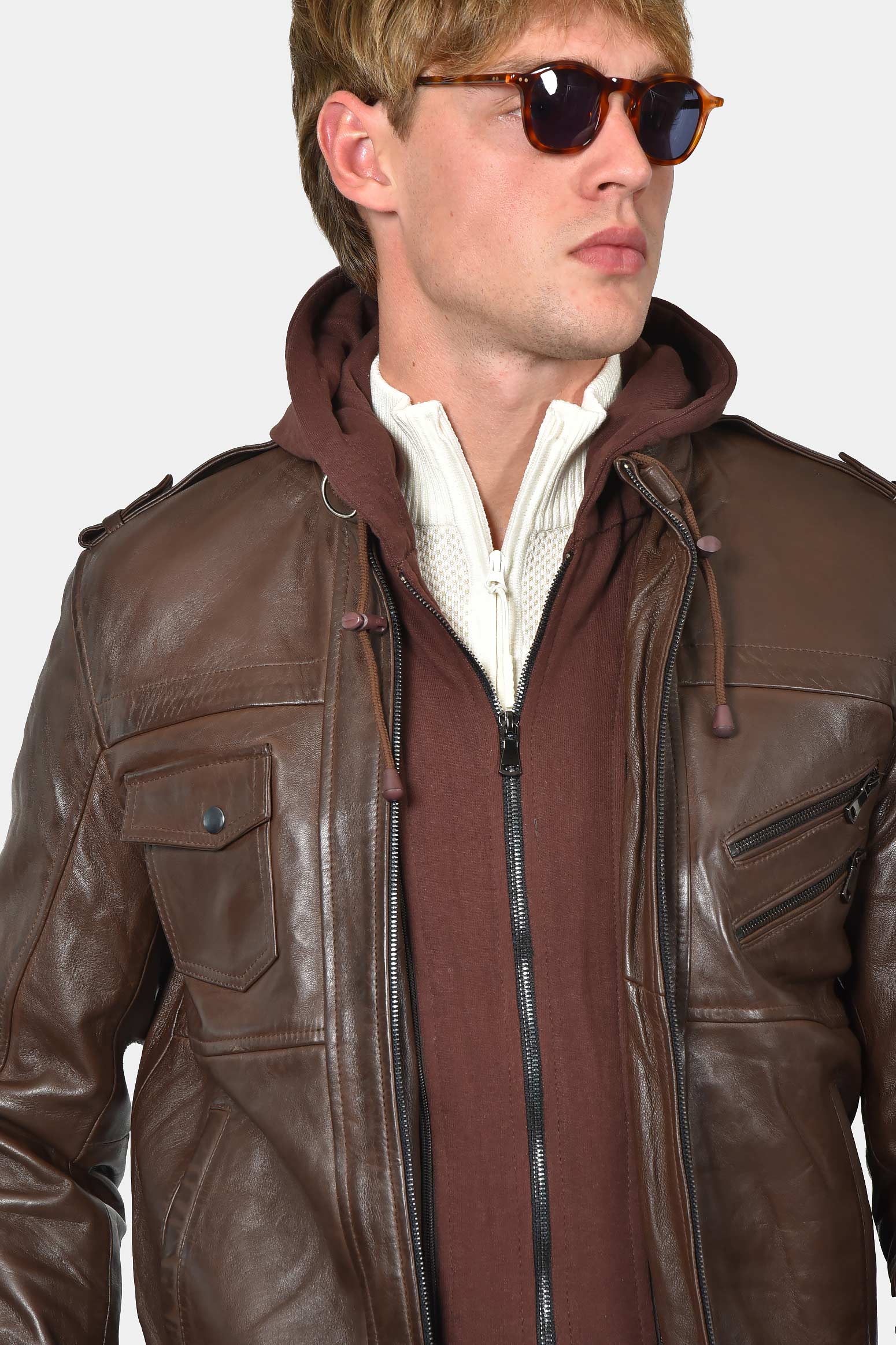 ανδρικό-δερμάτινο-μπουφάν-με-κουκούλα