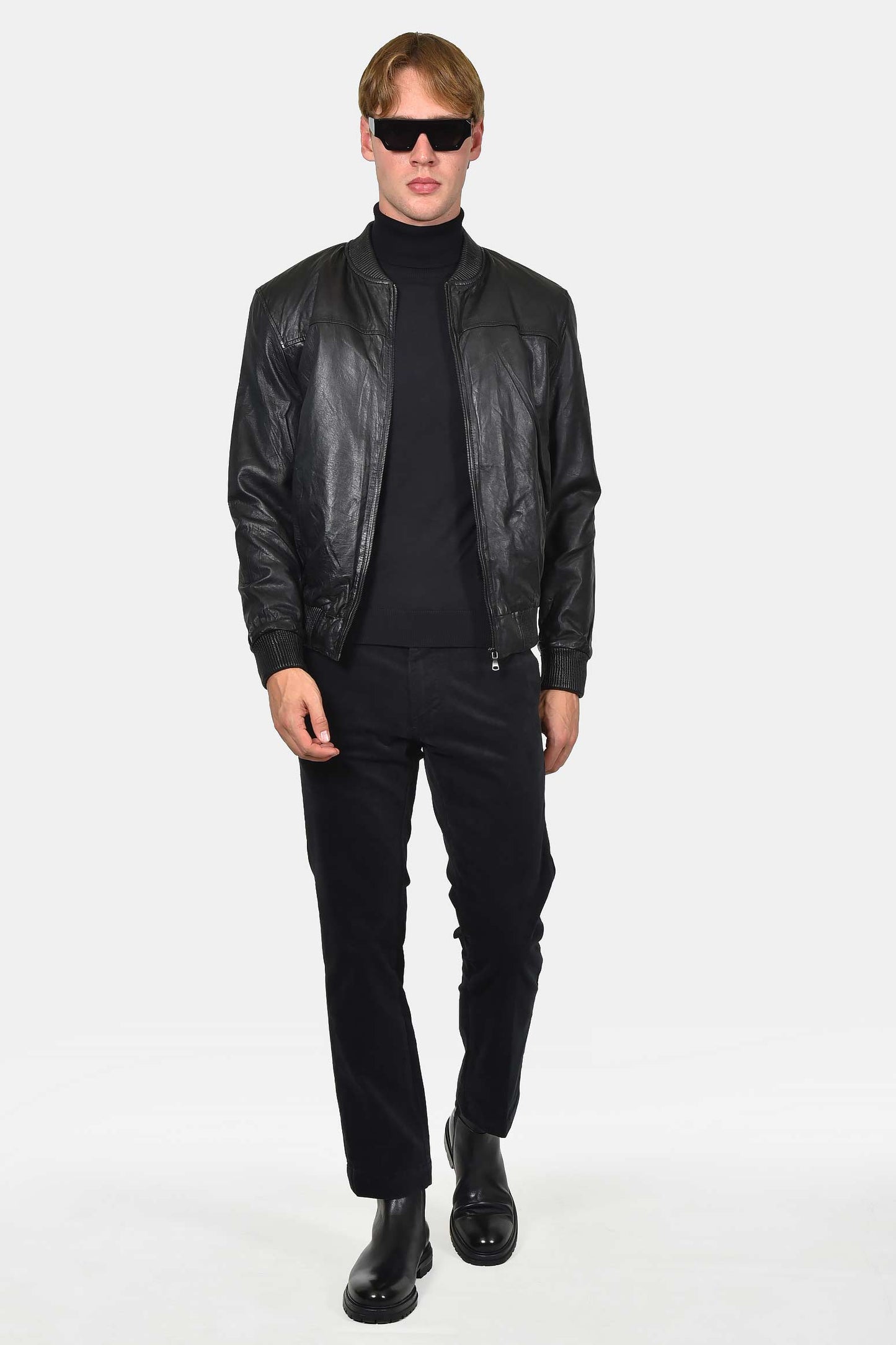 ανδρικό-μαύρο-δερμάτινο-μπουφάν