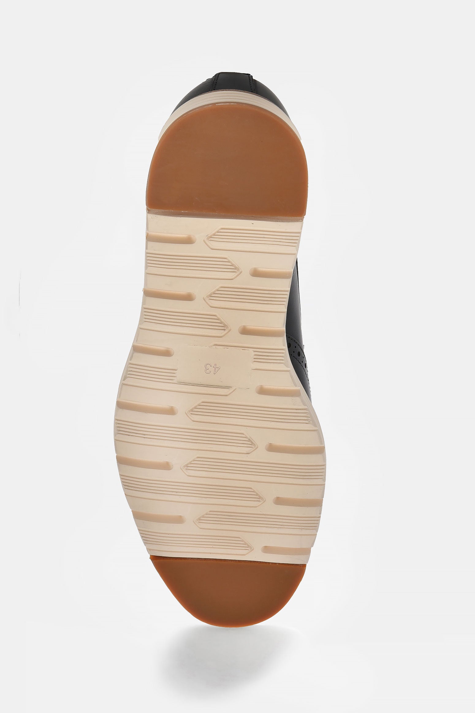 ανδρικό-δερμάτινο-παπούτσι-derby-με-διακριτικά-σχέδια-και-λευκή-σόλα