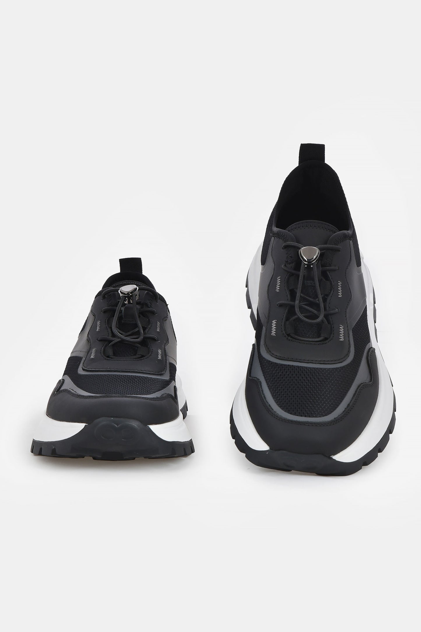 ανδρικό-δερμάτινο-sneaker-με-χοντρή-δίχρωμη-σόλα-και-μοντέρνο-design