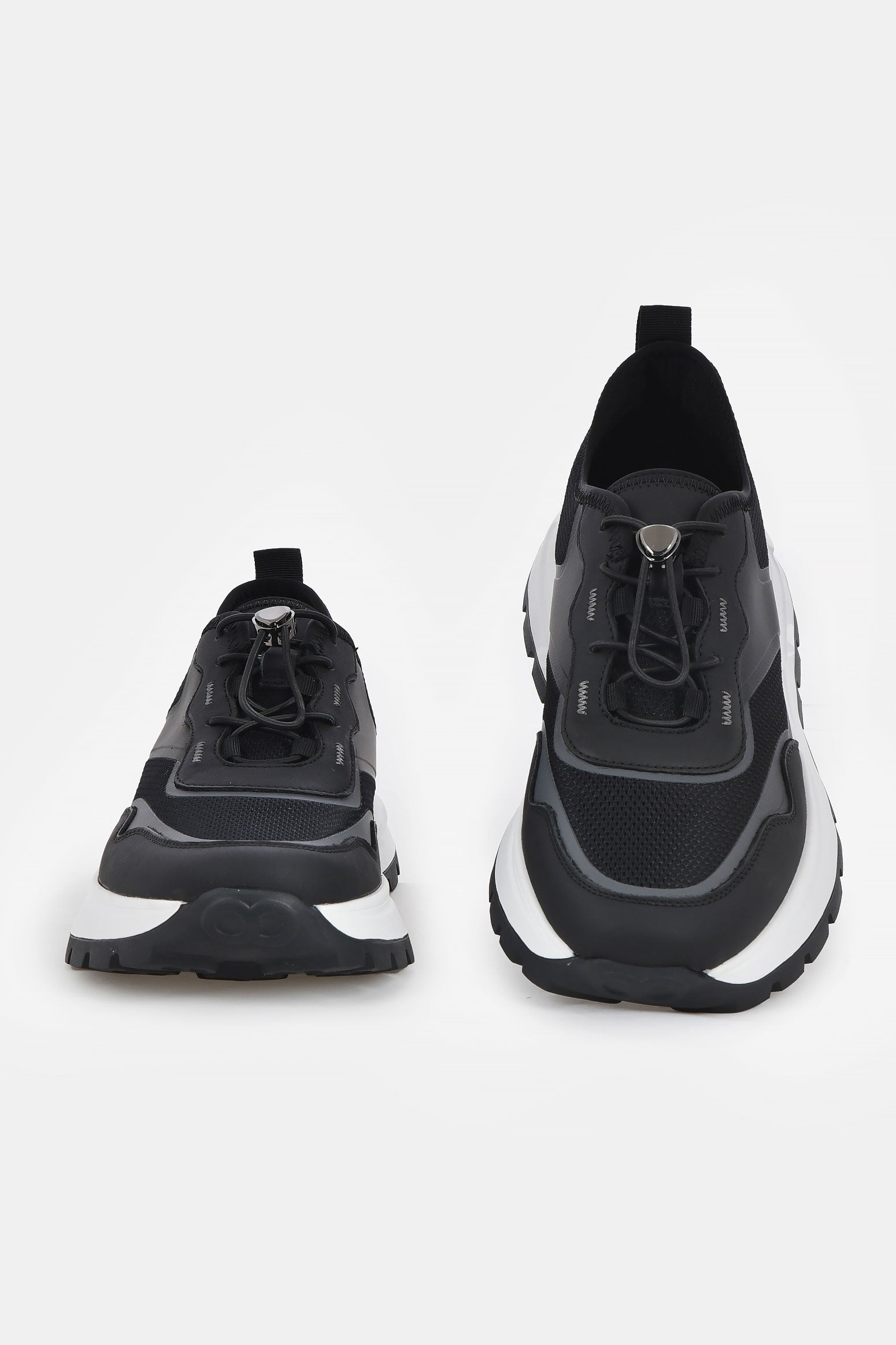 ανδρικό-δερμάτινο-sneaker-με-χοντρή-δίχρωμη-σόλα-και-μοντέρνο-design